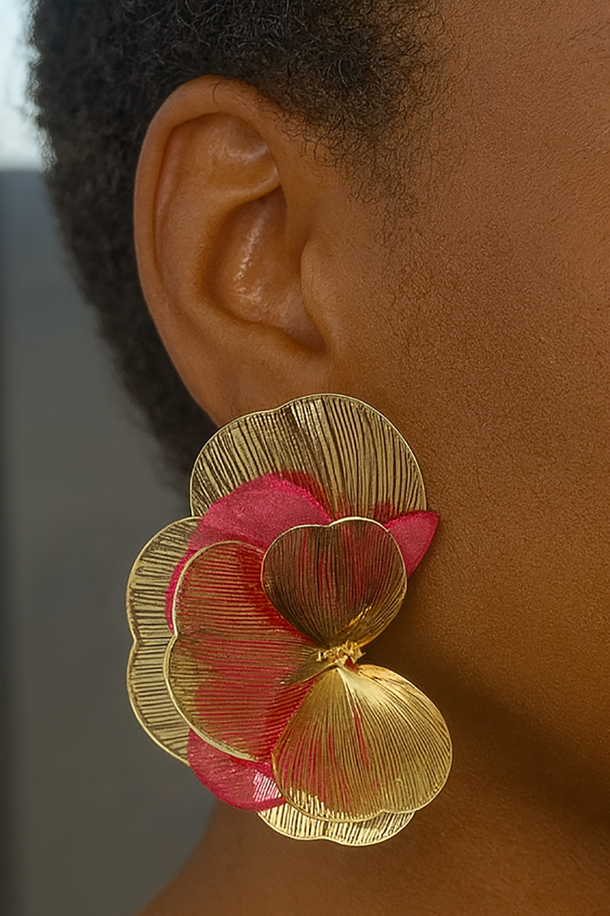 Altın Renk Tasarım Küpe (Çift)