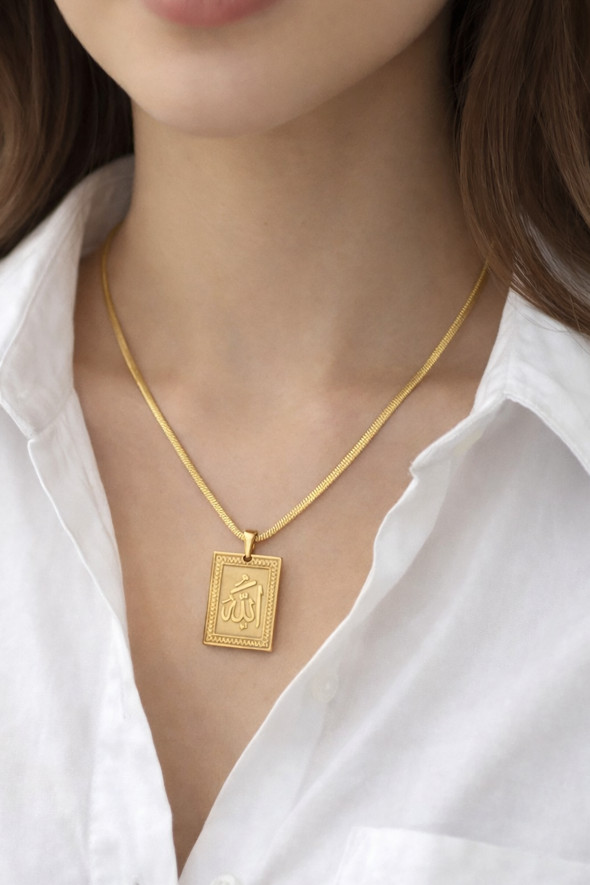 Altın Renk Allah Yazılı Çelik Kolye
