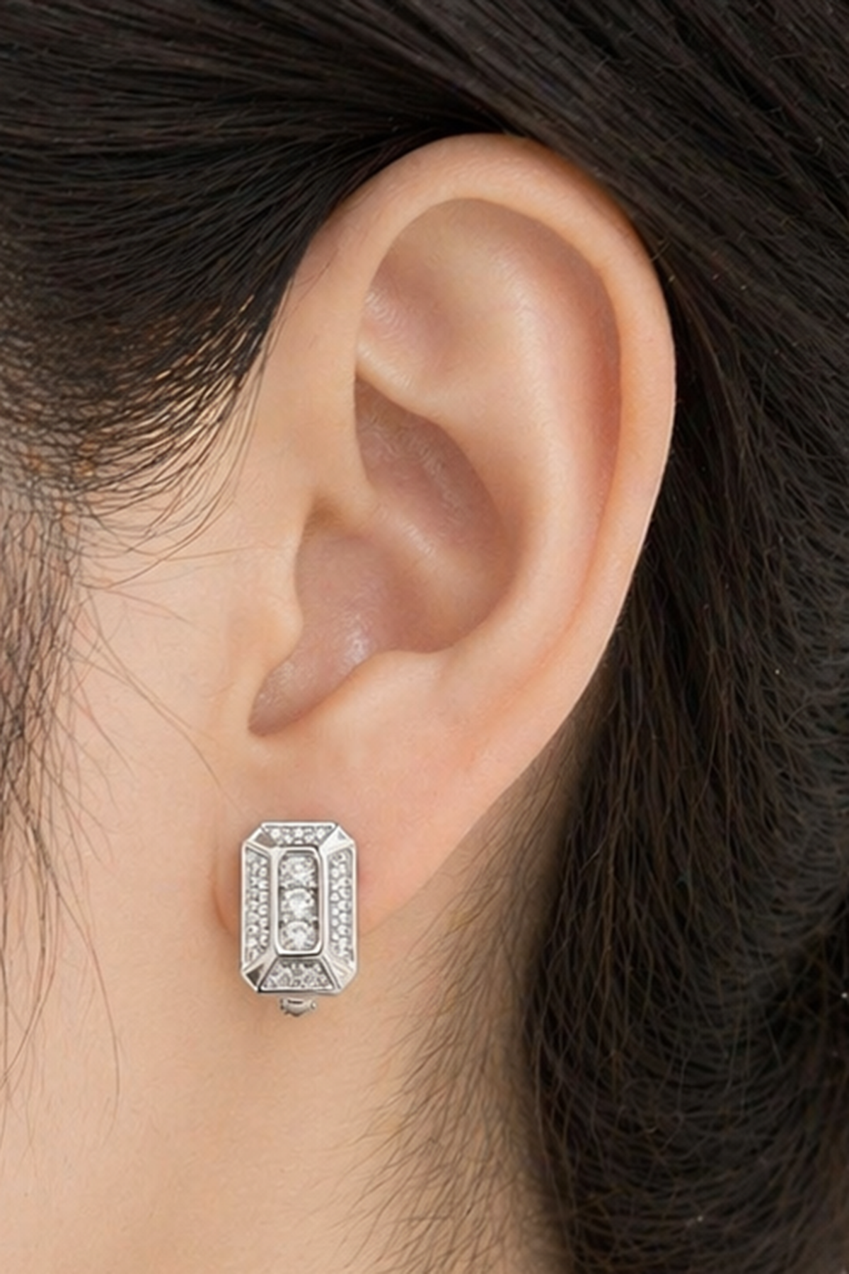 Gümüş Renk Taş Detaylı Xuping Küpe (Çift)