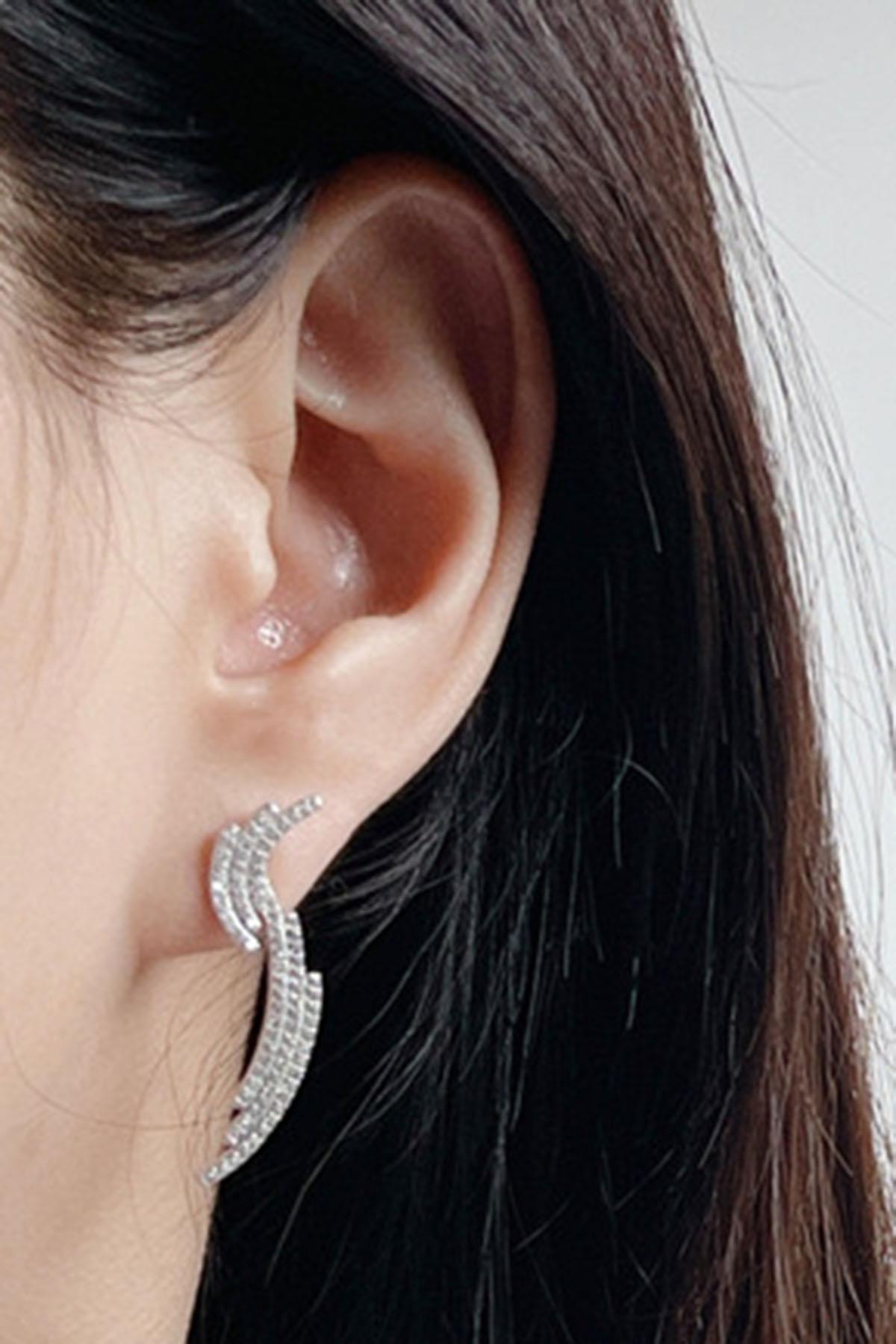 Gümüş Renk Taş Detaylı YSX Küpe