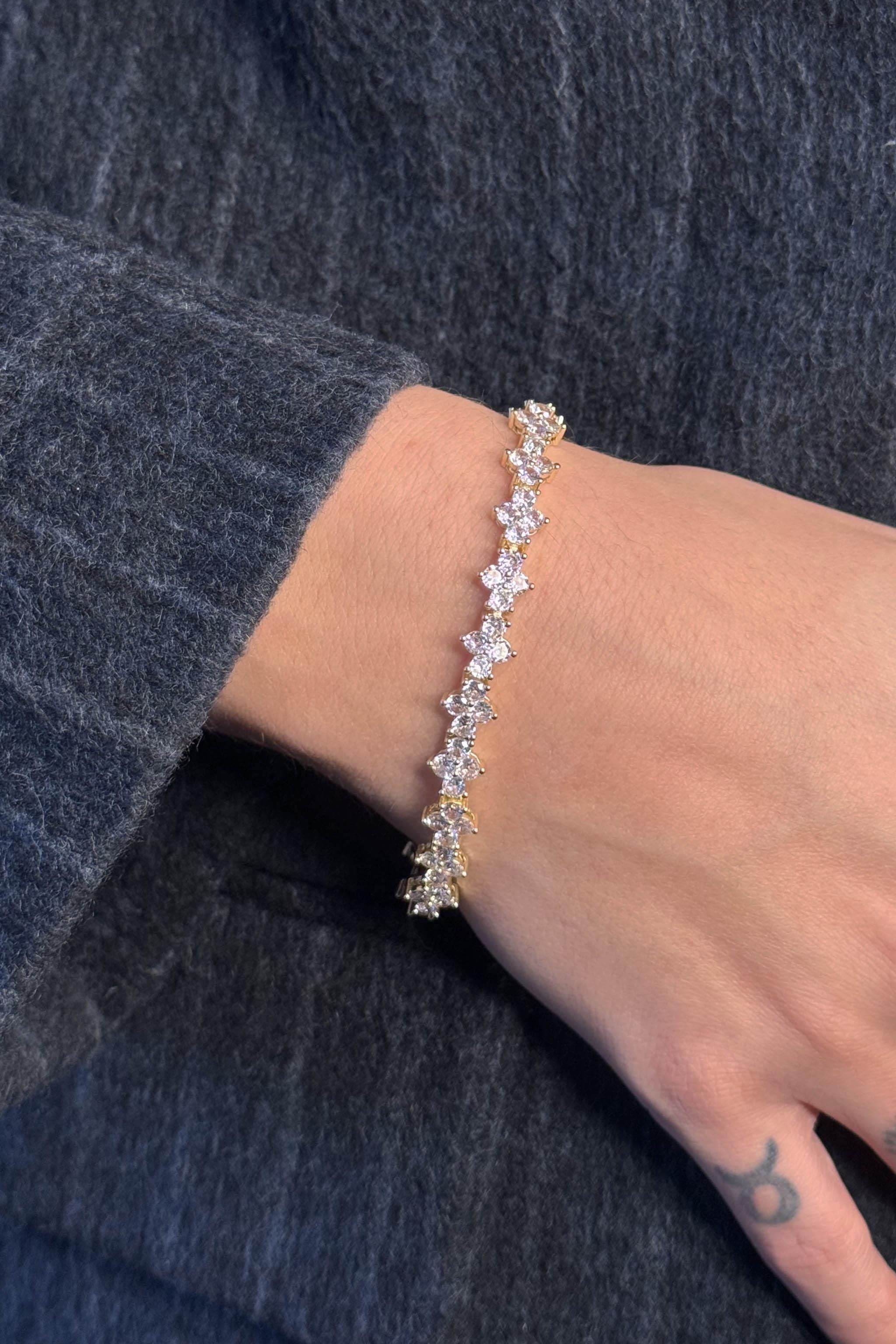 Altın Renk Taş Detaylı 14K Altın Kaplama VİP Bileklik