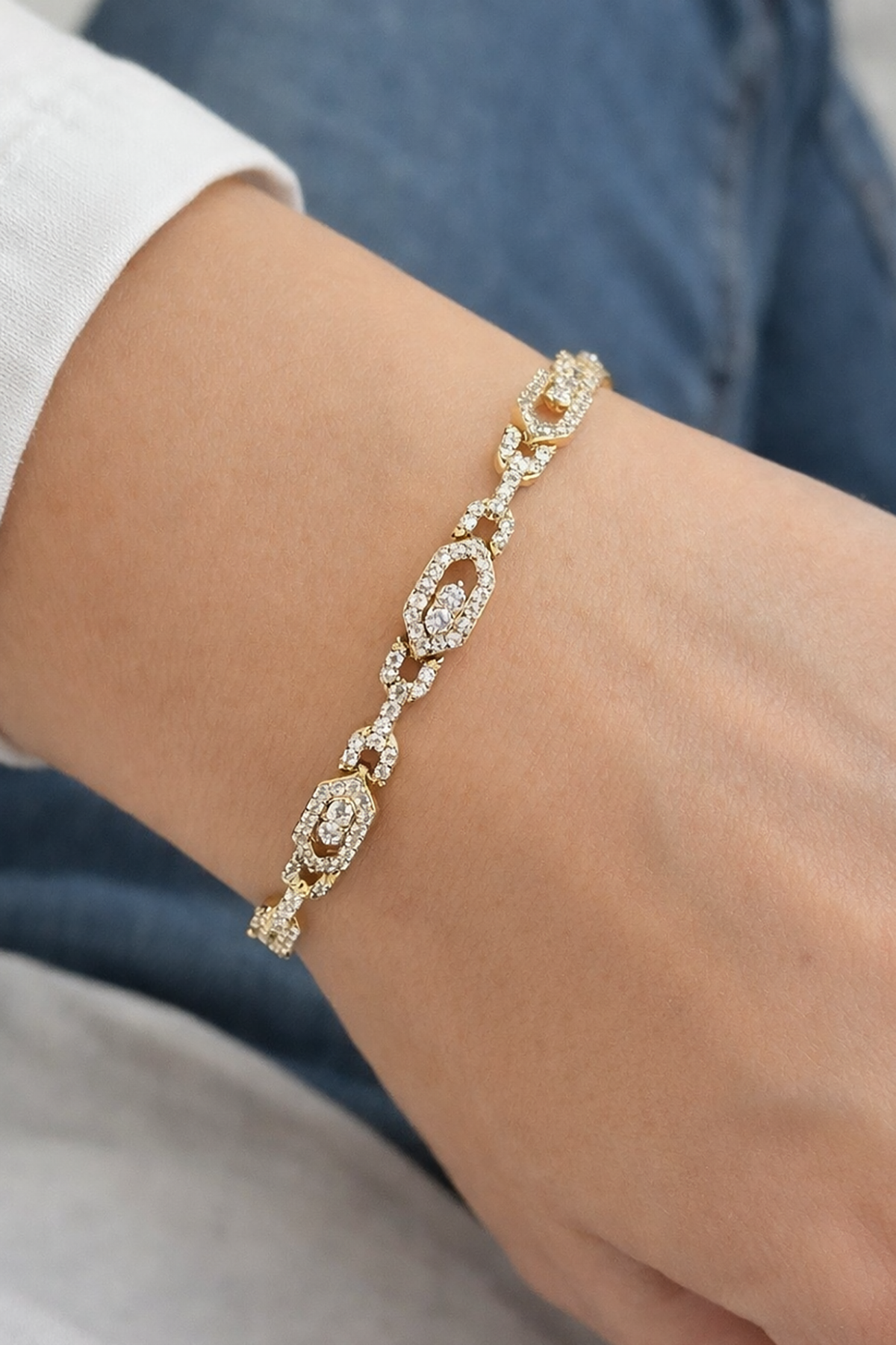 Altın Renk Taş Detaylı Çelik Xupıng VİP Bileklik