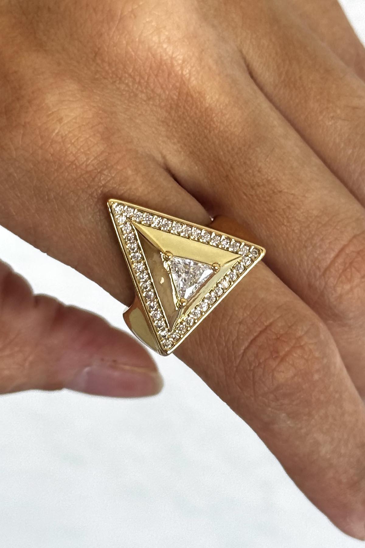 Altın Renk Taş Detaylı Ayarlanabilir Yüzük