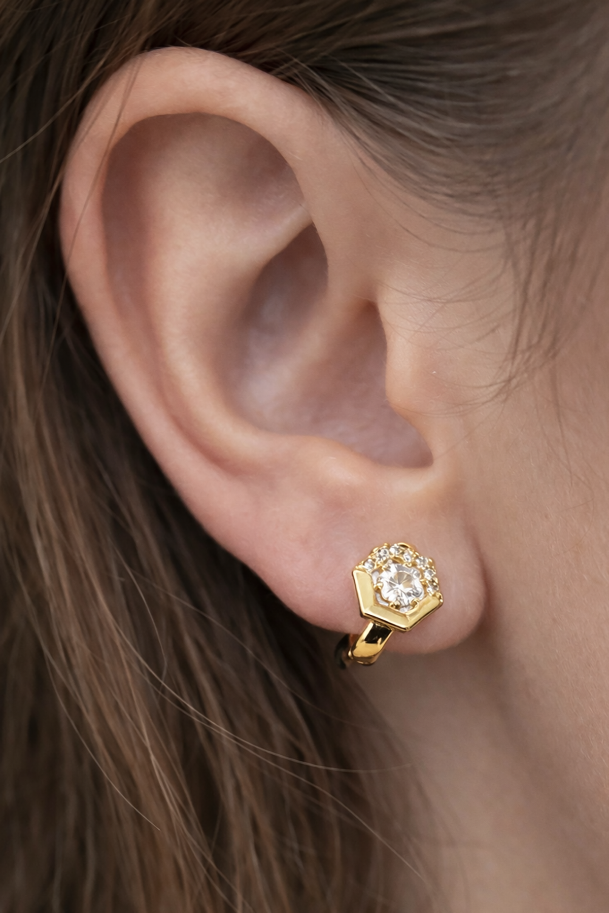 Altın Renk Taş Figürlü Çelik Xuping Küpe (Çift)