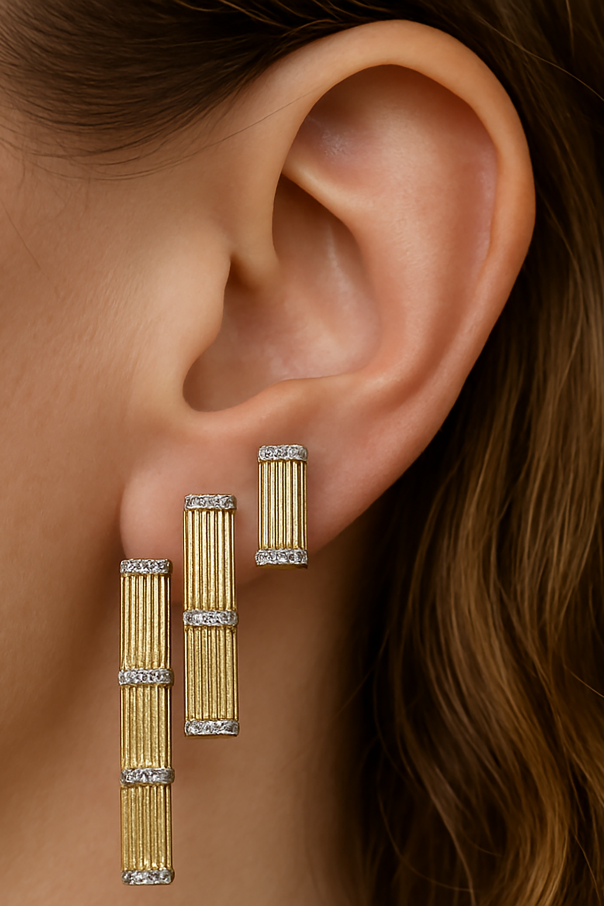 Altın Renk Taş Detaylı VİP 3'lü YSX Küpe Set