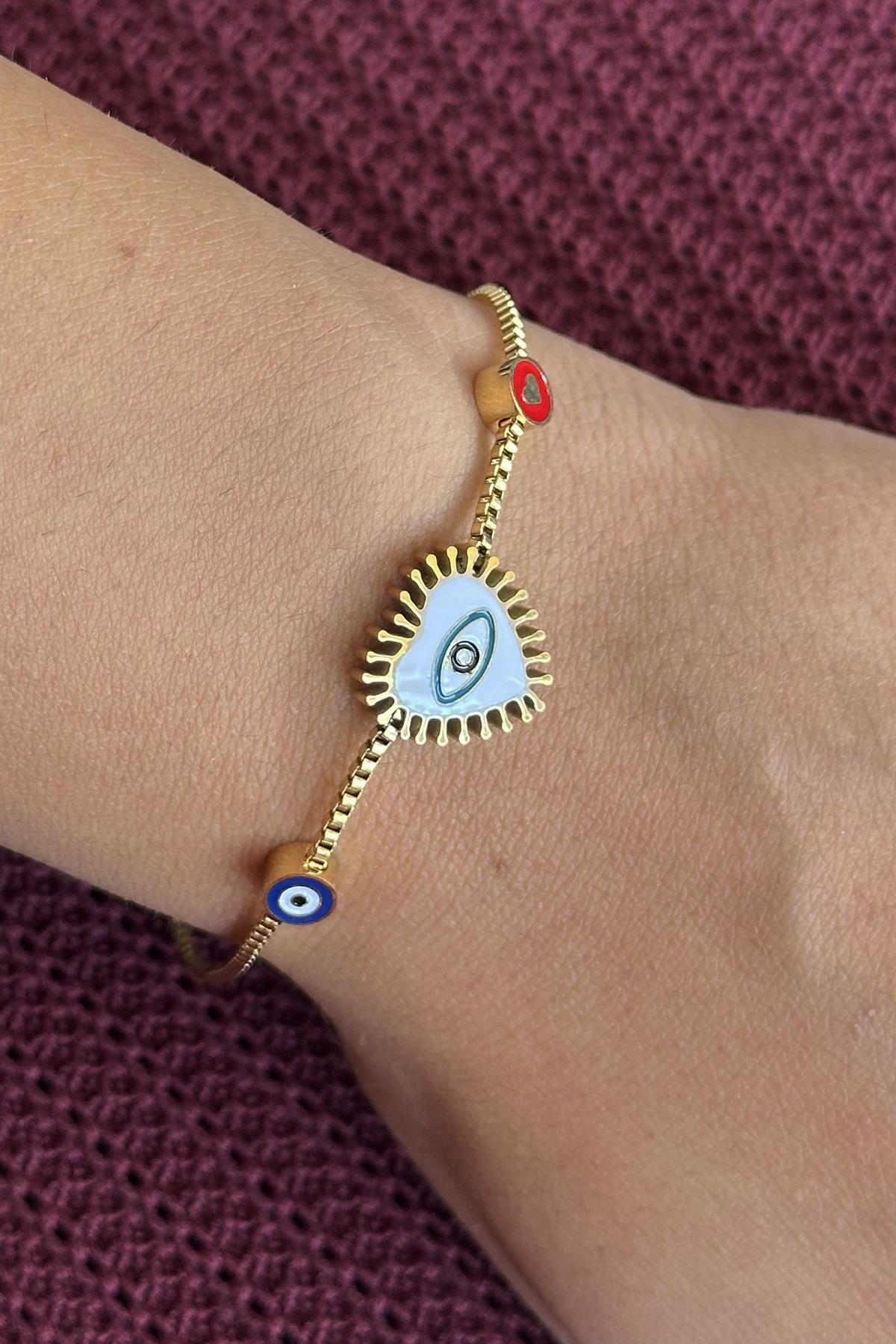 Altın Renk Kalp Figürlü Göz Detaylı Çelik Bileklik