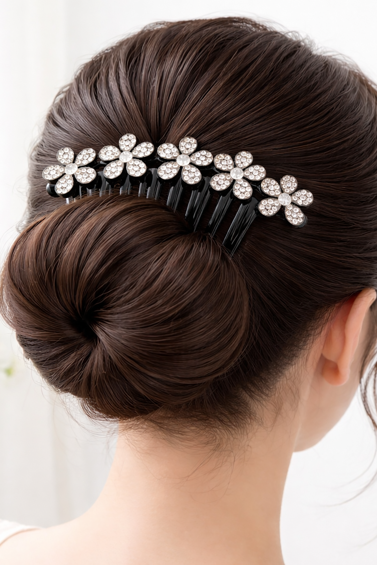 Siyah Renk Çiçek Figürlü Taş Detaylı Tarak Toka