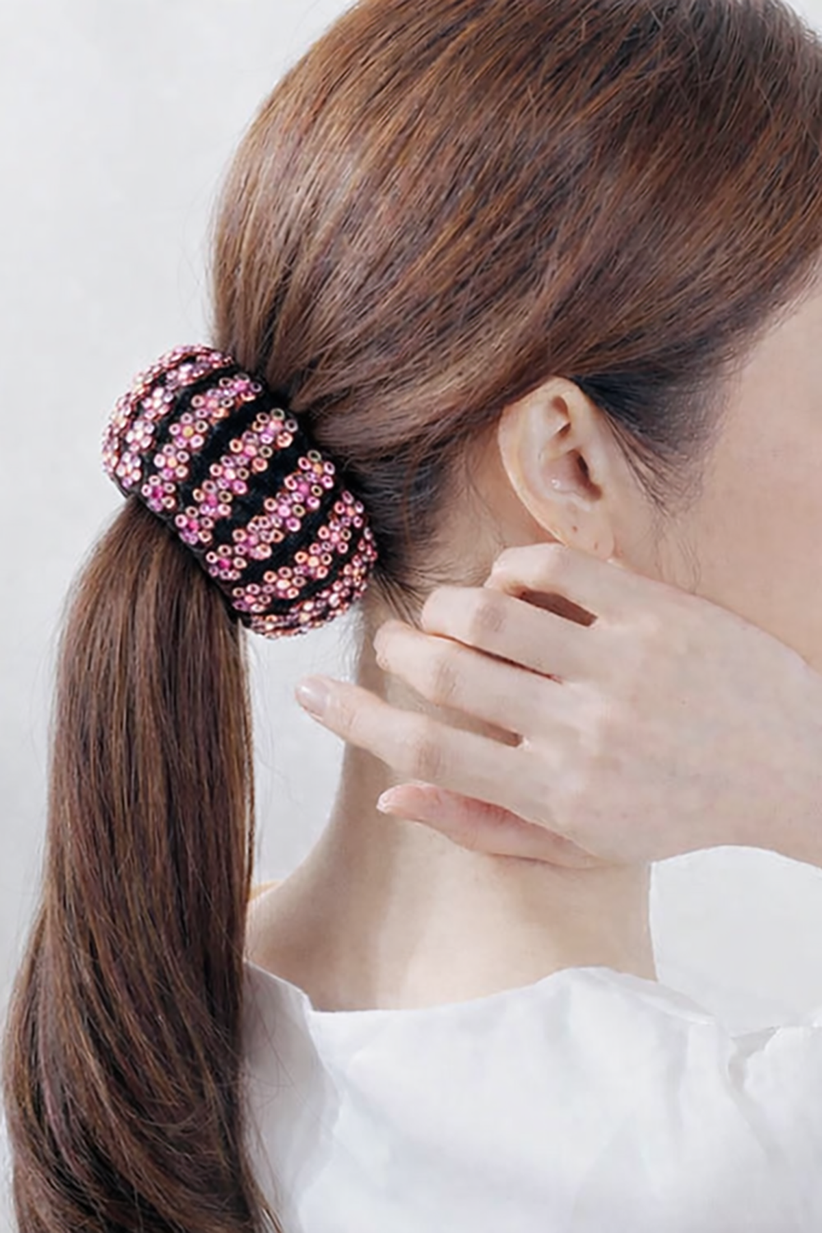 Siyah Renk Taş Detaylı Topuz Aparatı/ Tokası