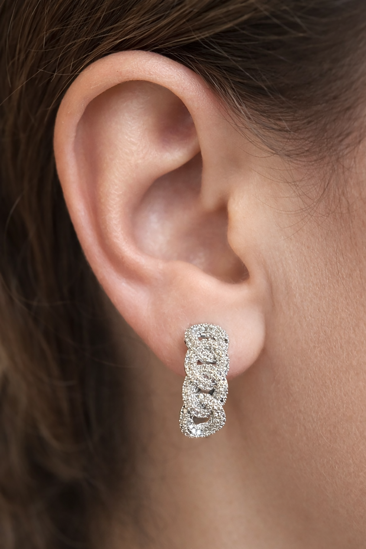 Gümüş Renk Taş Detaylı 14K Altın Kaplama TX Halka Küpe (Çift)