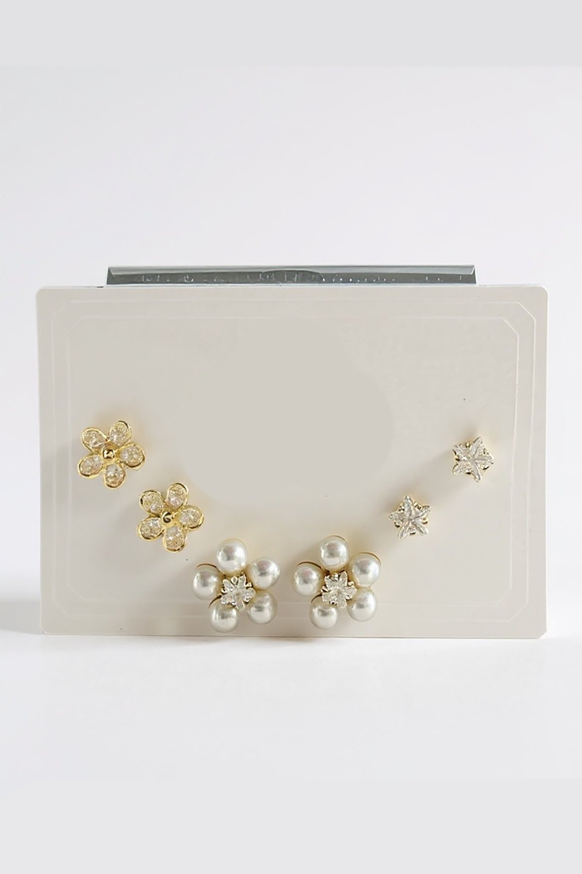 6'lı Altın Renk Çiçek Figürlü Taş Detaylı Küpe Set