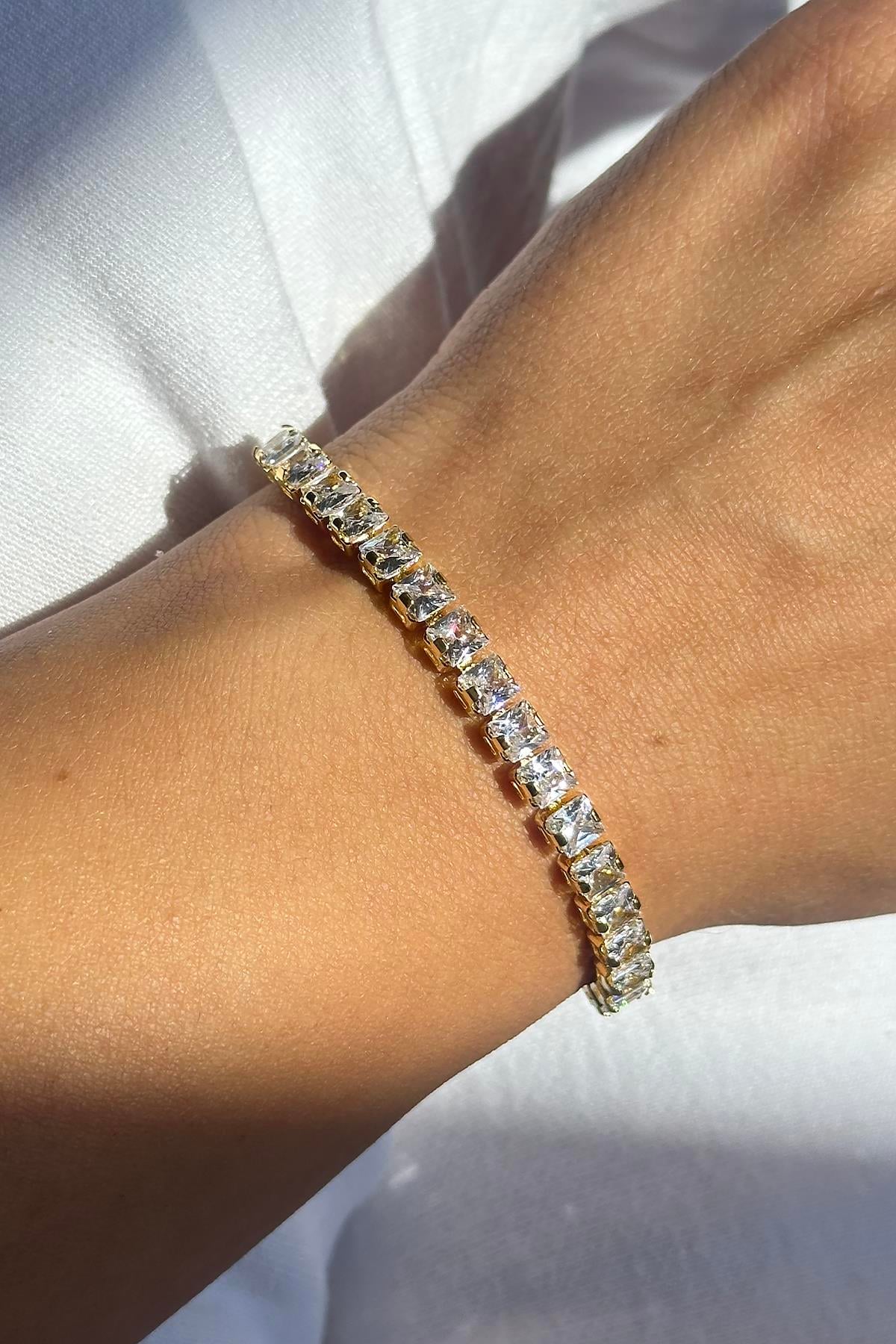 Altın Renk Taş Detaylı Su Yolu Bileklik