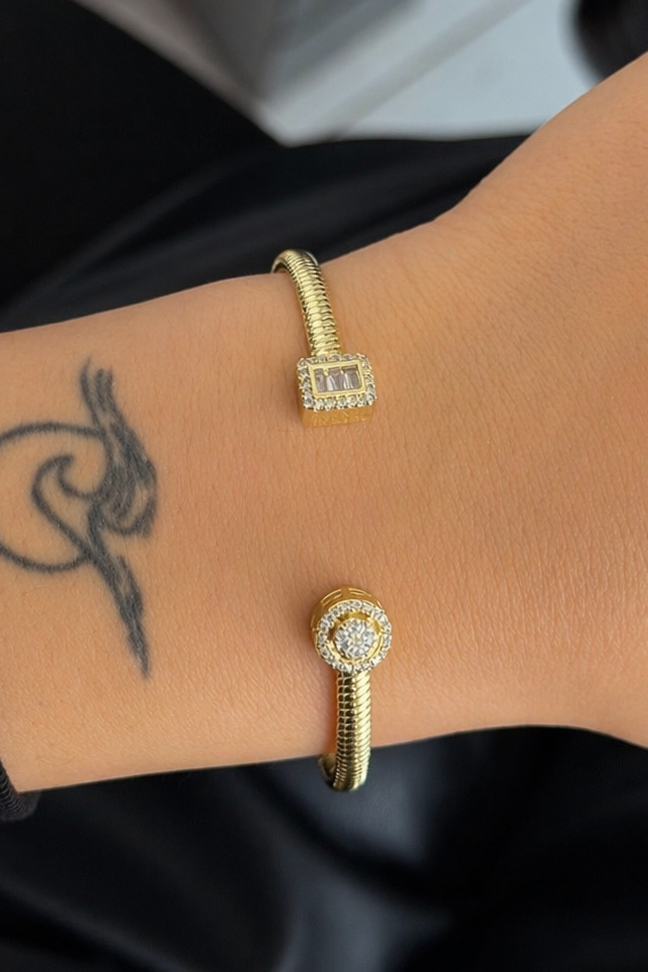 Altın Renk Taşlı Kelepçe Bileklik