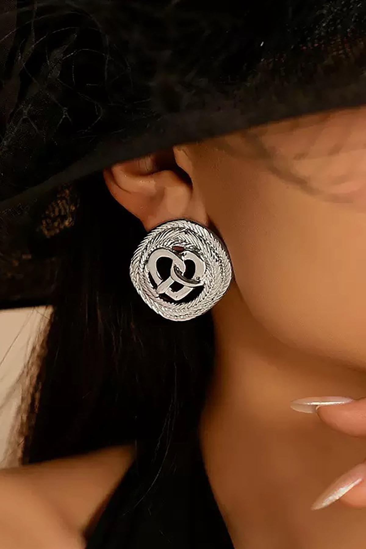 Gümüş Renk Çelik Küpe (Çift)