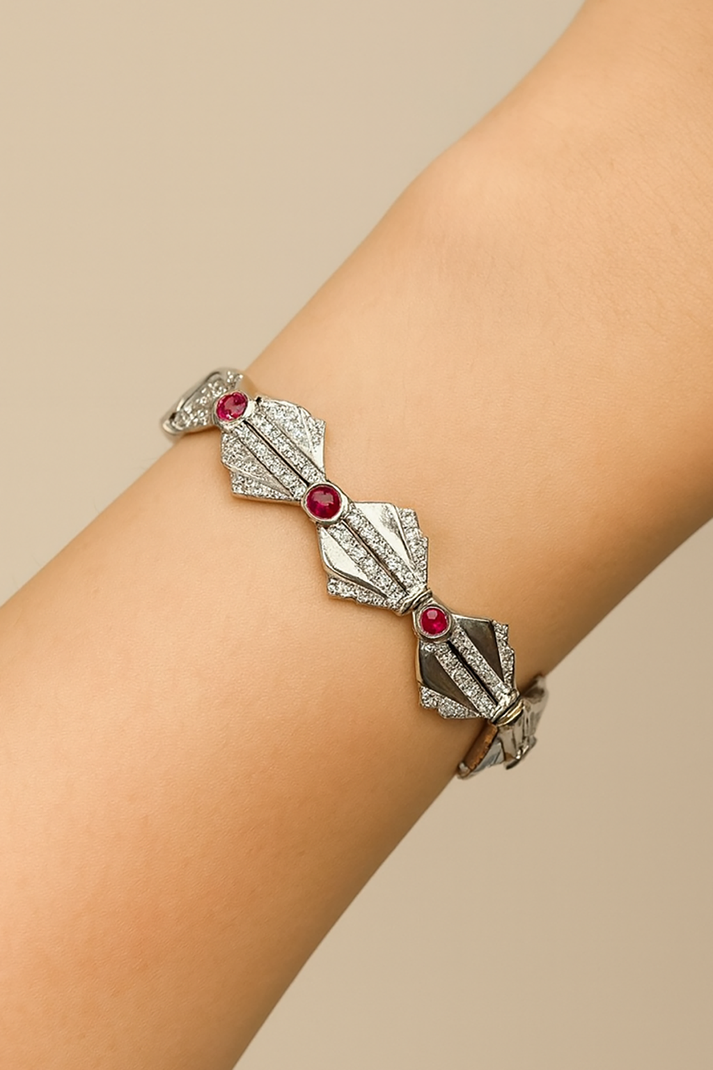 Gümüş Renk Taş Detaylı YSX Bileklik