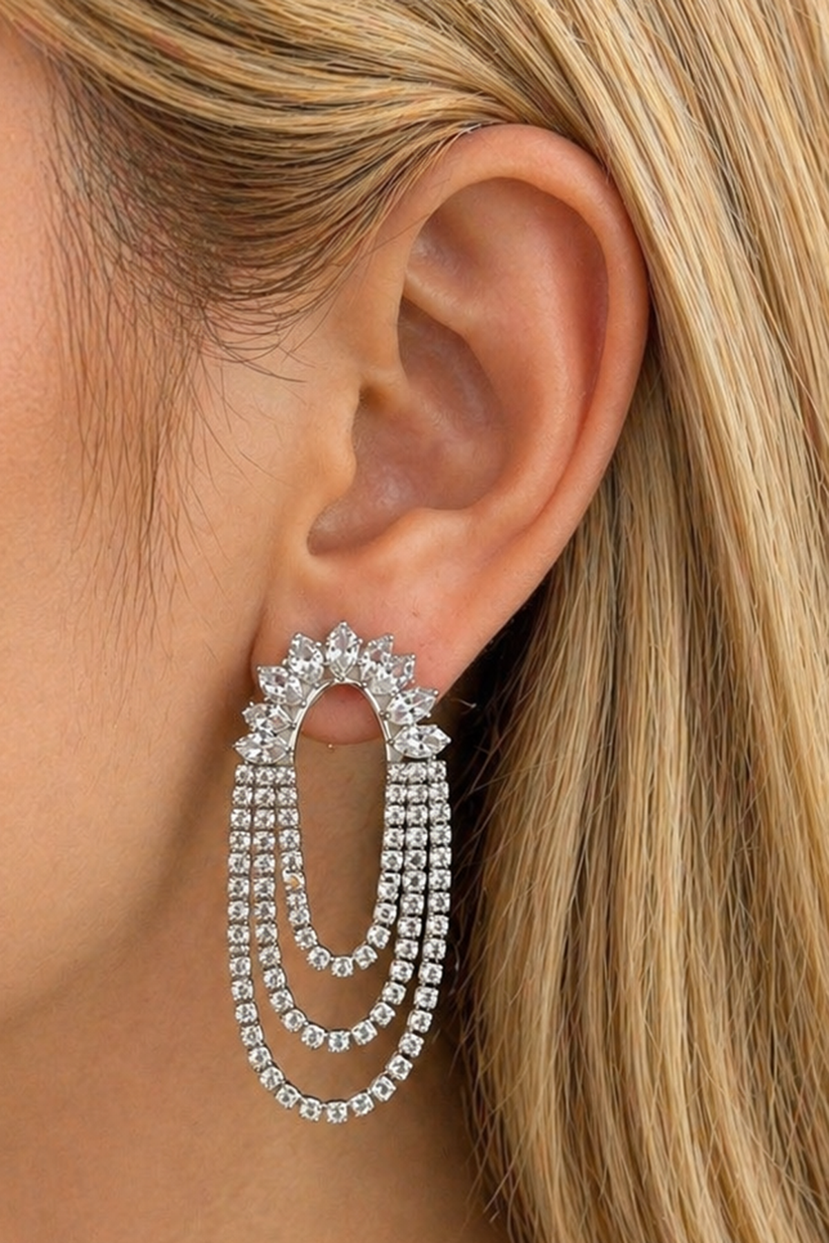 Gümüş Renk Taş Detaylı Abiye Küpe (Çift)