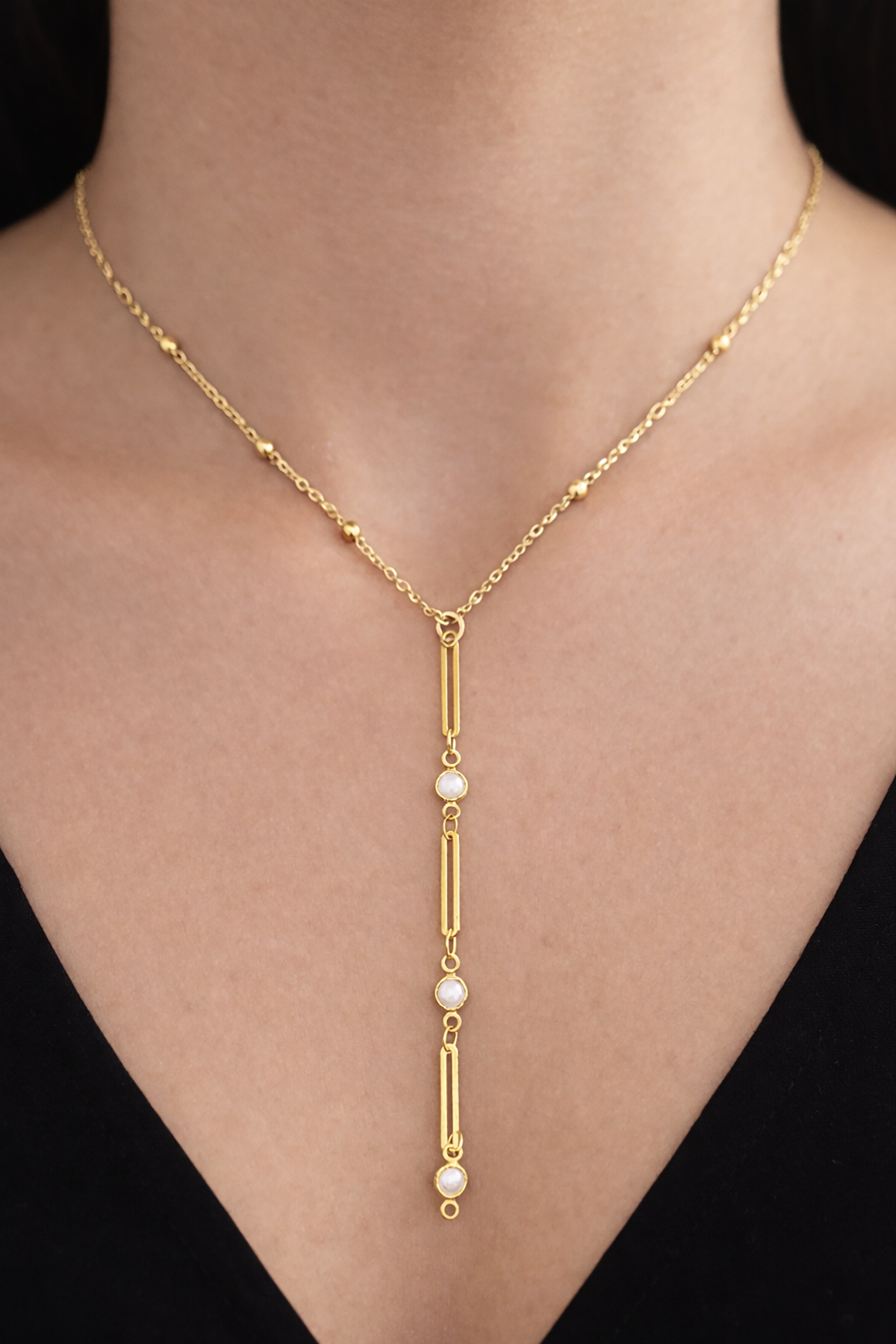 Altın Renk İnci Figürlü Çelik Y Kolye