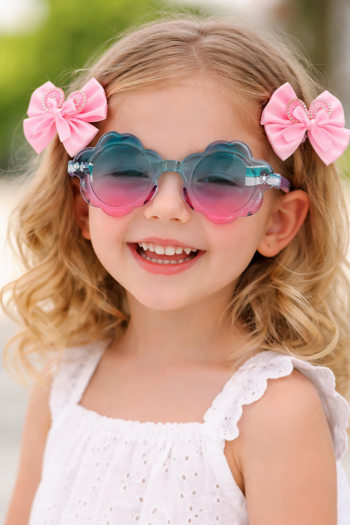 Karışık Renk Çocuk Yan Toka Ve Güneş Gözlüğü Set