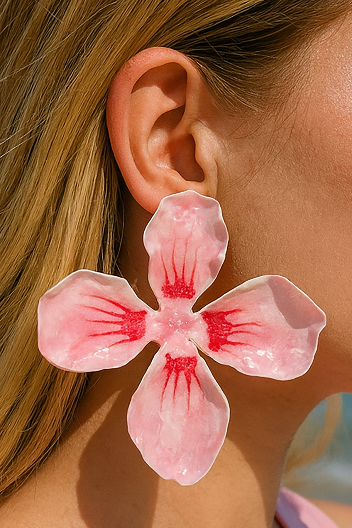 Pembe Renk Çiçek Figürlü Küpe (Çift)