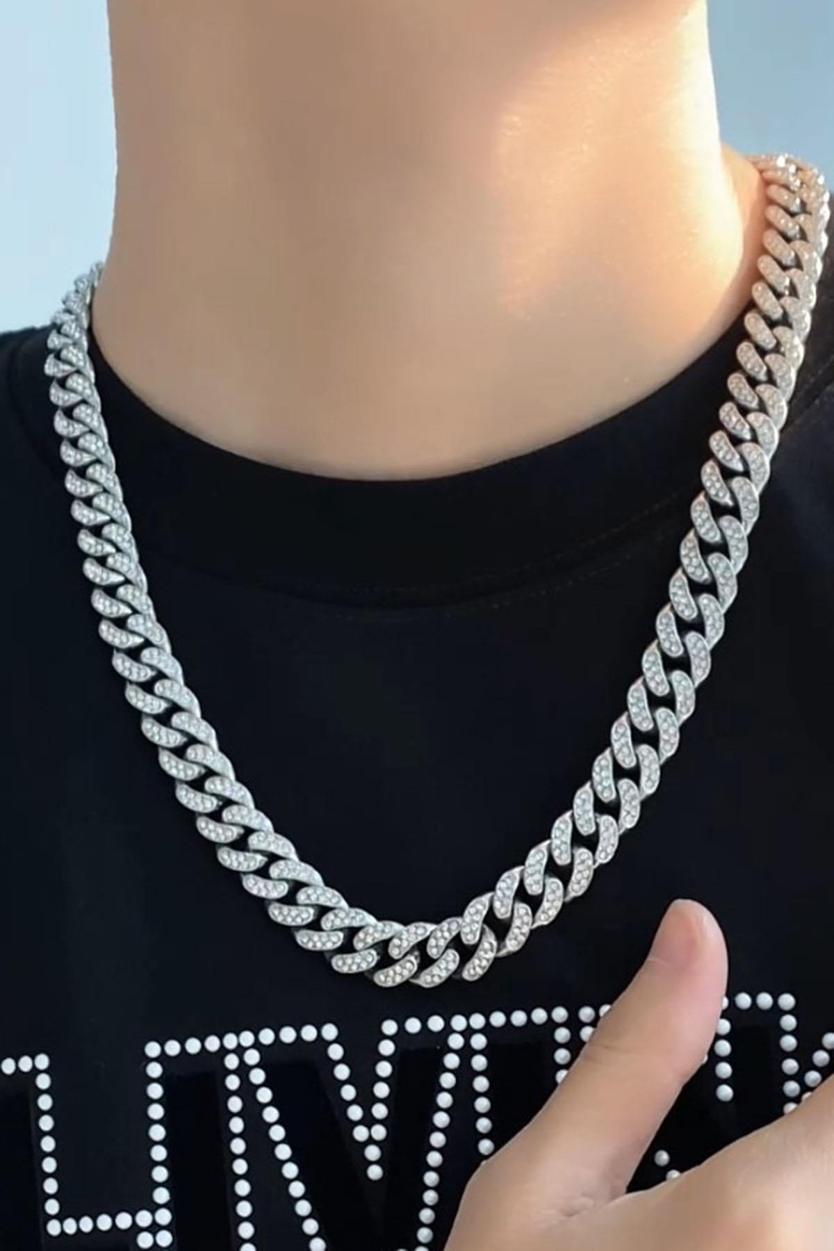 Gümüş Renk Taş Detaylı Unisex VİP Tasarım Kolye