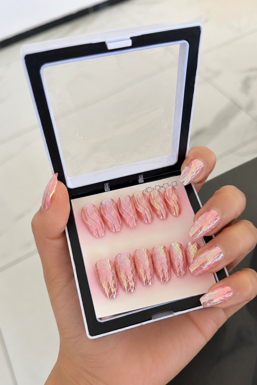 Pembe Renk 12'li Takma Tırnak (Yapıştırıcılı)