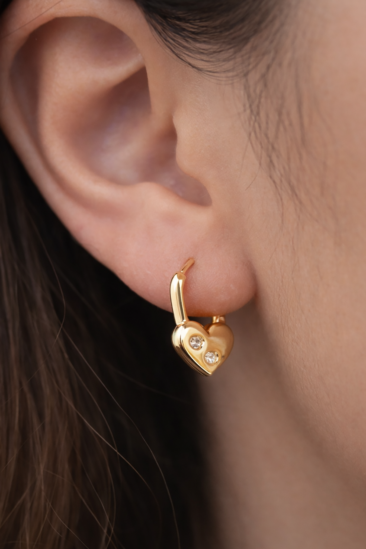 Altın Renk Kalp Figürlü Çelik TX  Küpe (Çift)