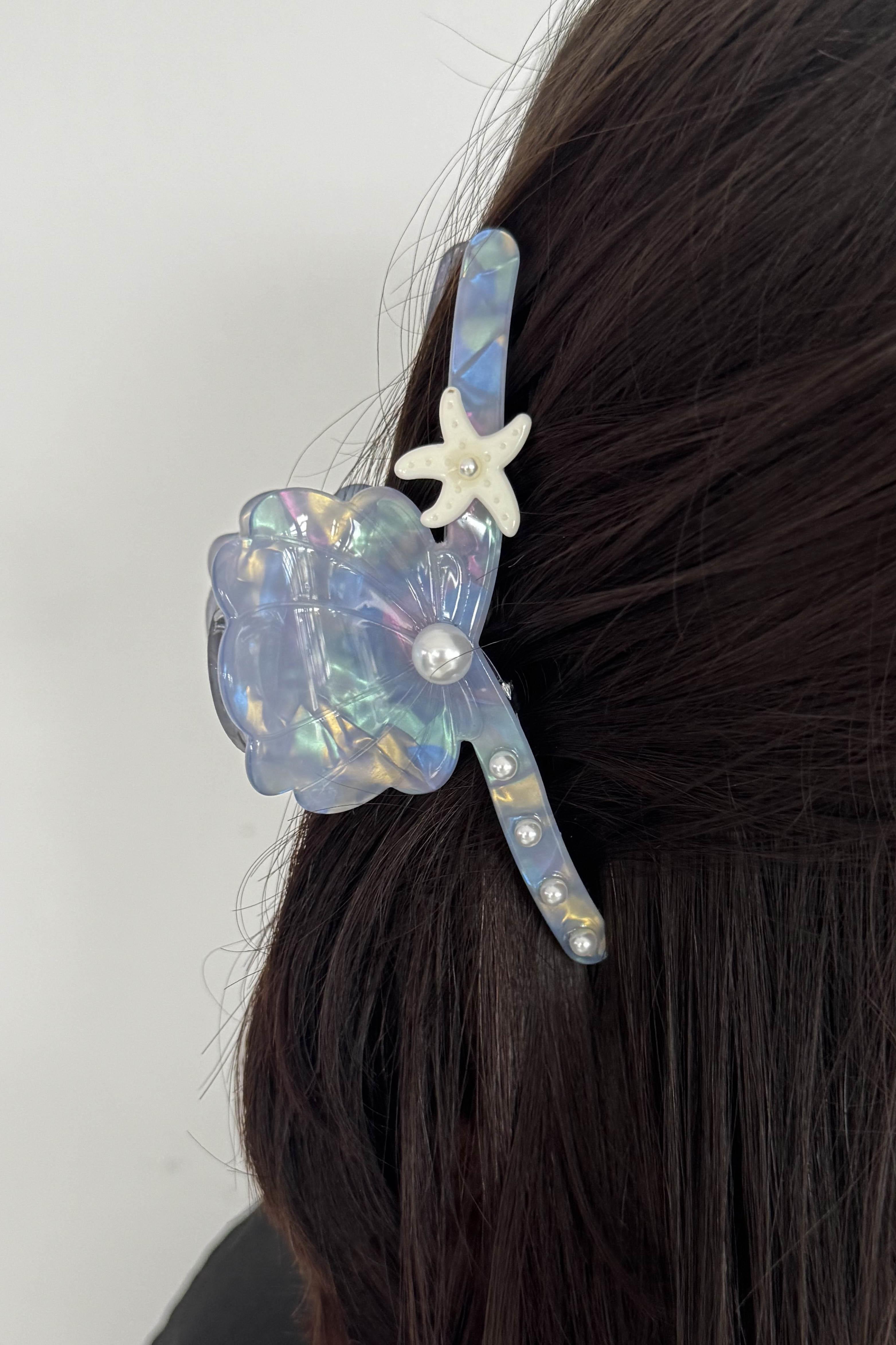 Mavi Renk Deniz Kabuğu Figürlü Kemik Mandal Toka