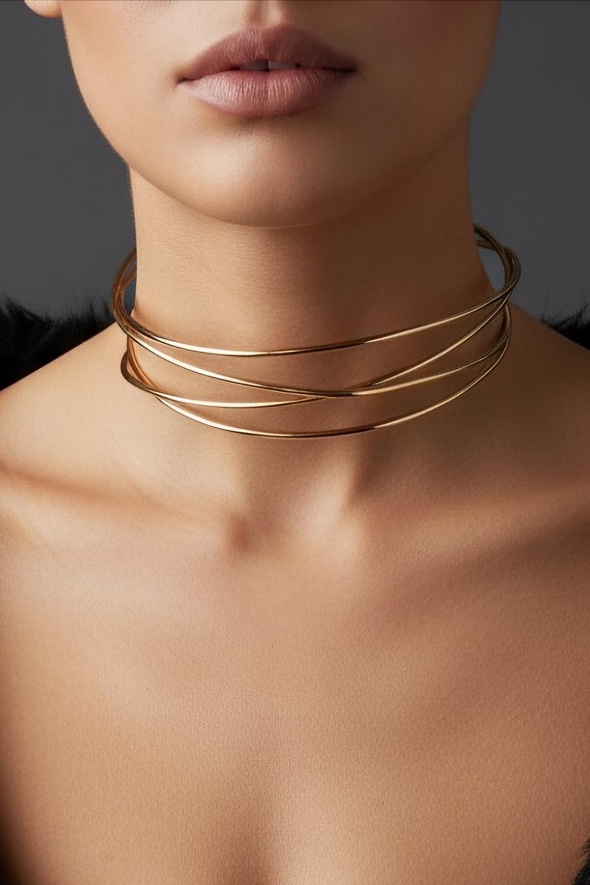 Altın Renk Metal Choker Kolye