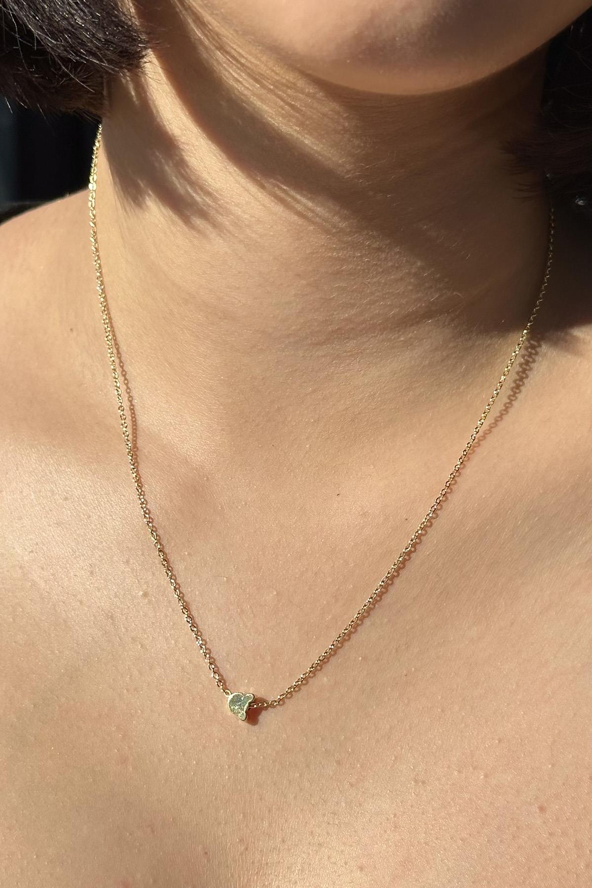 Altın Renk Ayıcık Figürlü Kolye