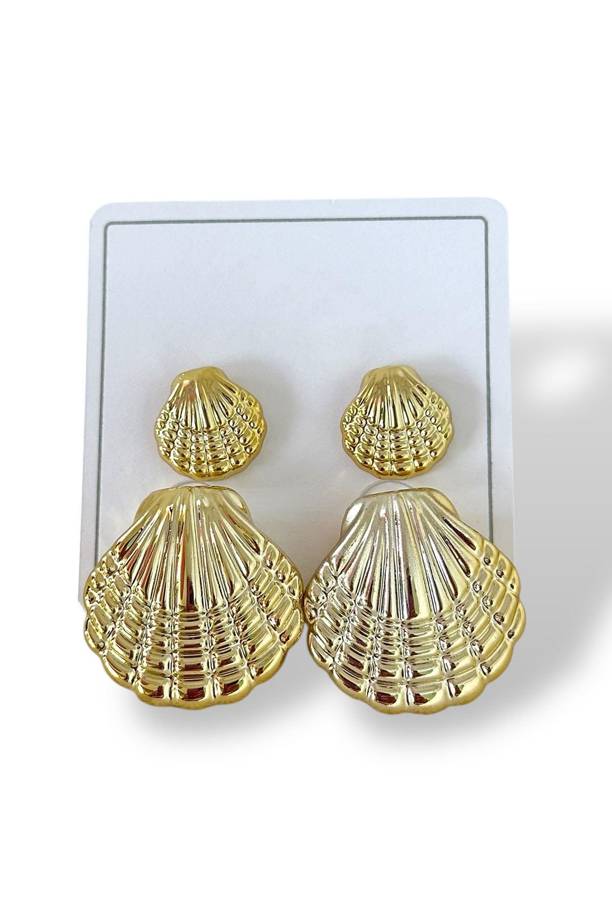 Altın Renk Deniz Kabuğu Figürlü Küpe Set