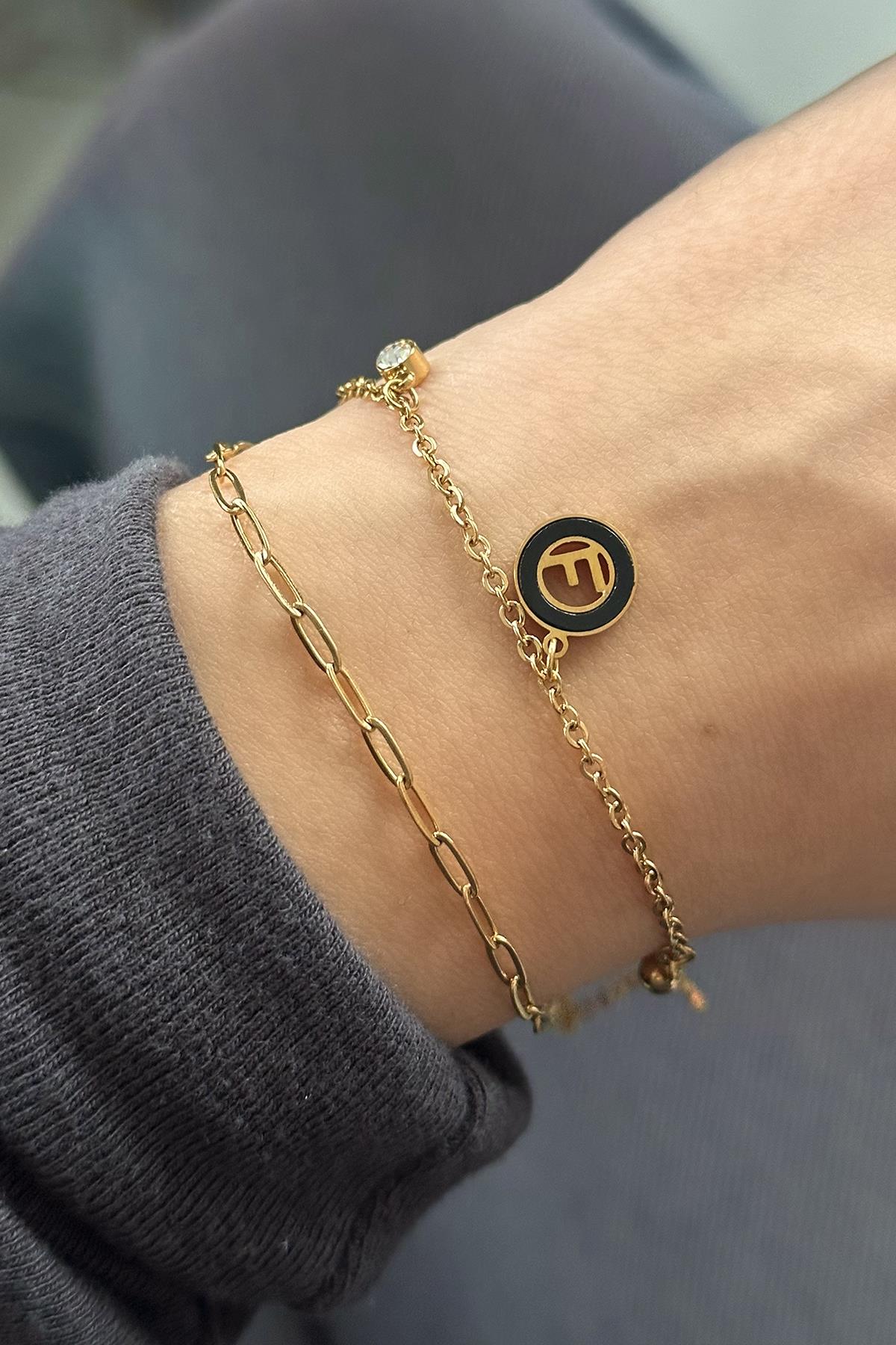 Altın Renk F Harfli Çelik Bileklik