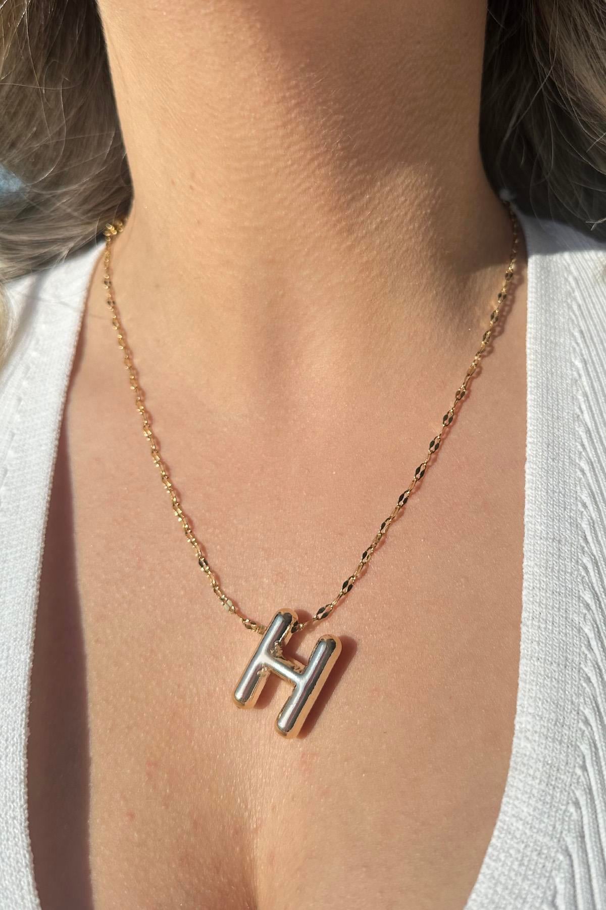 Altın Renk H Harfli Çelik Balon Kolye