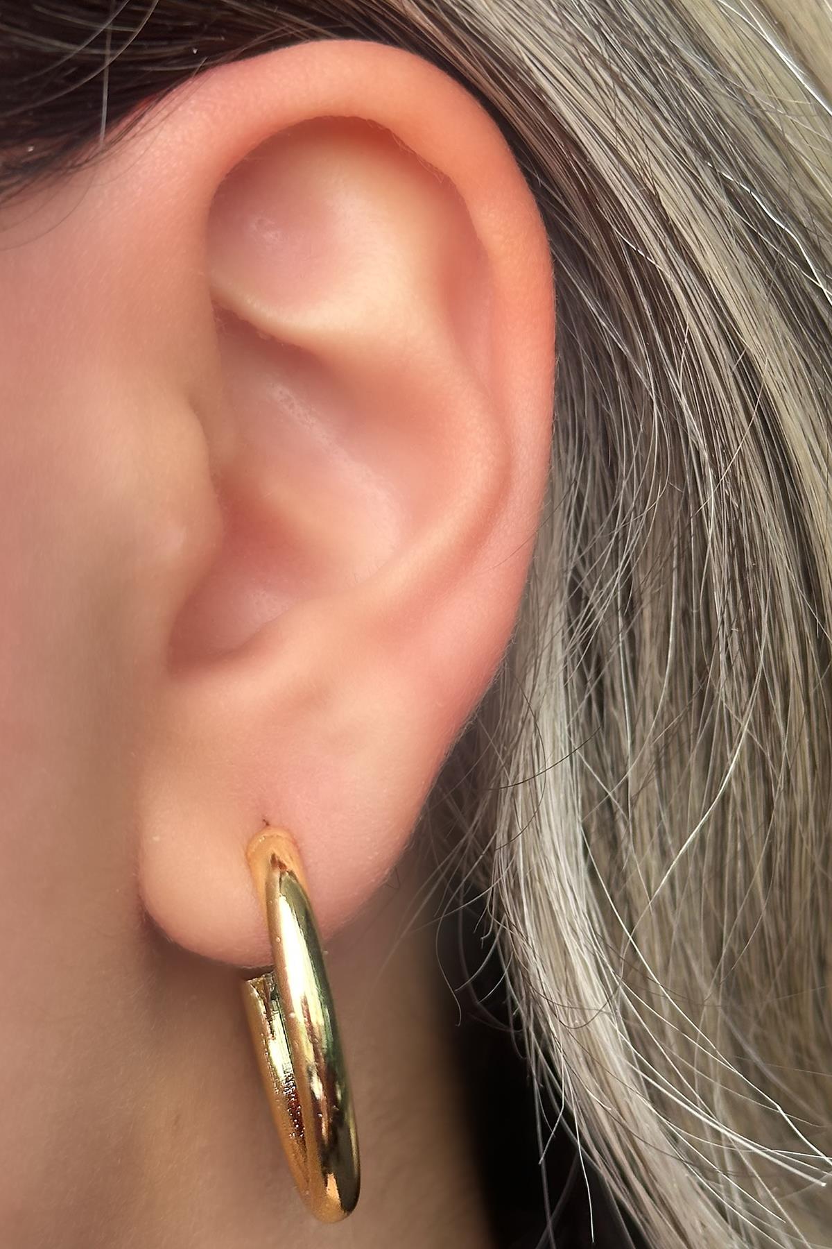 Altın Renk Halka Küpe