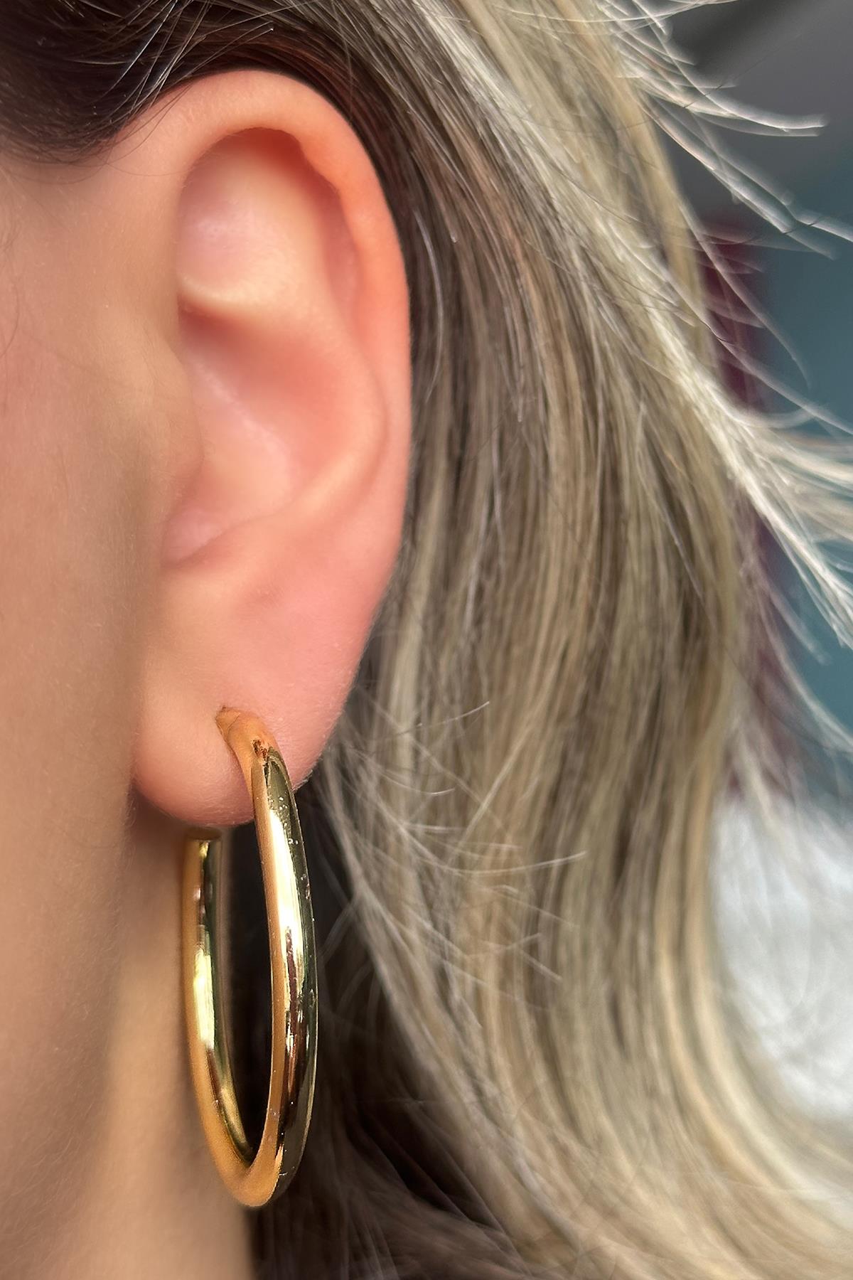 Altın Renk Halka Küpe