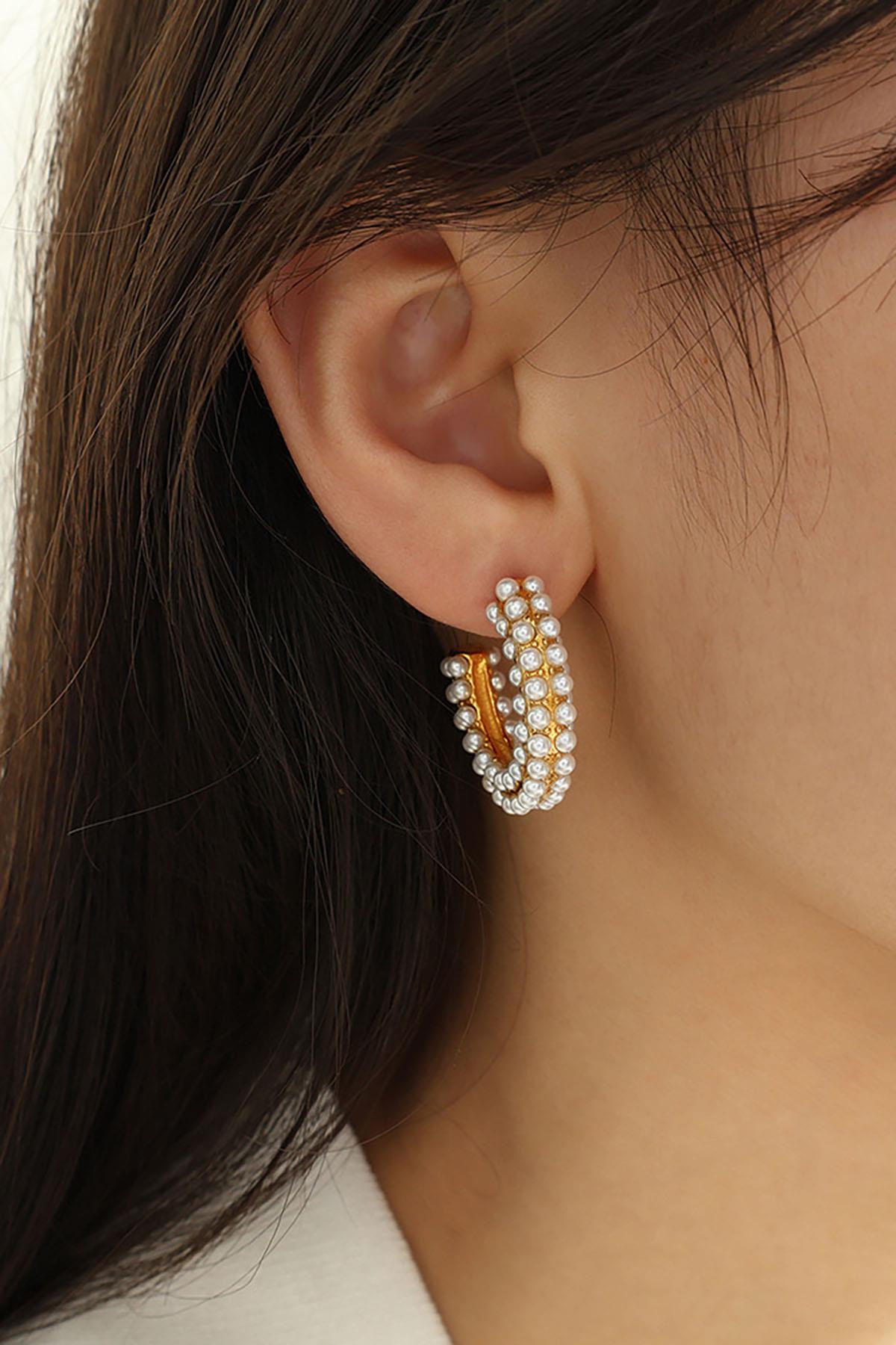 Altın Renk İnci Detaylı Halka Küpe (Çift)