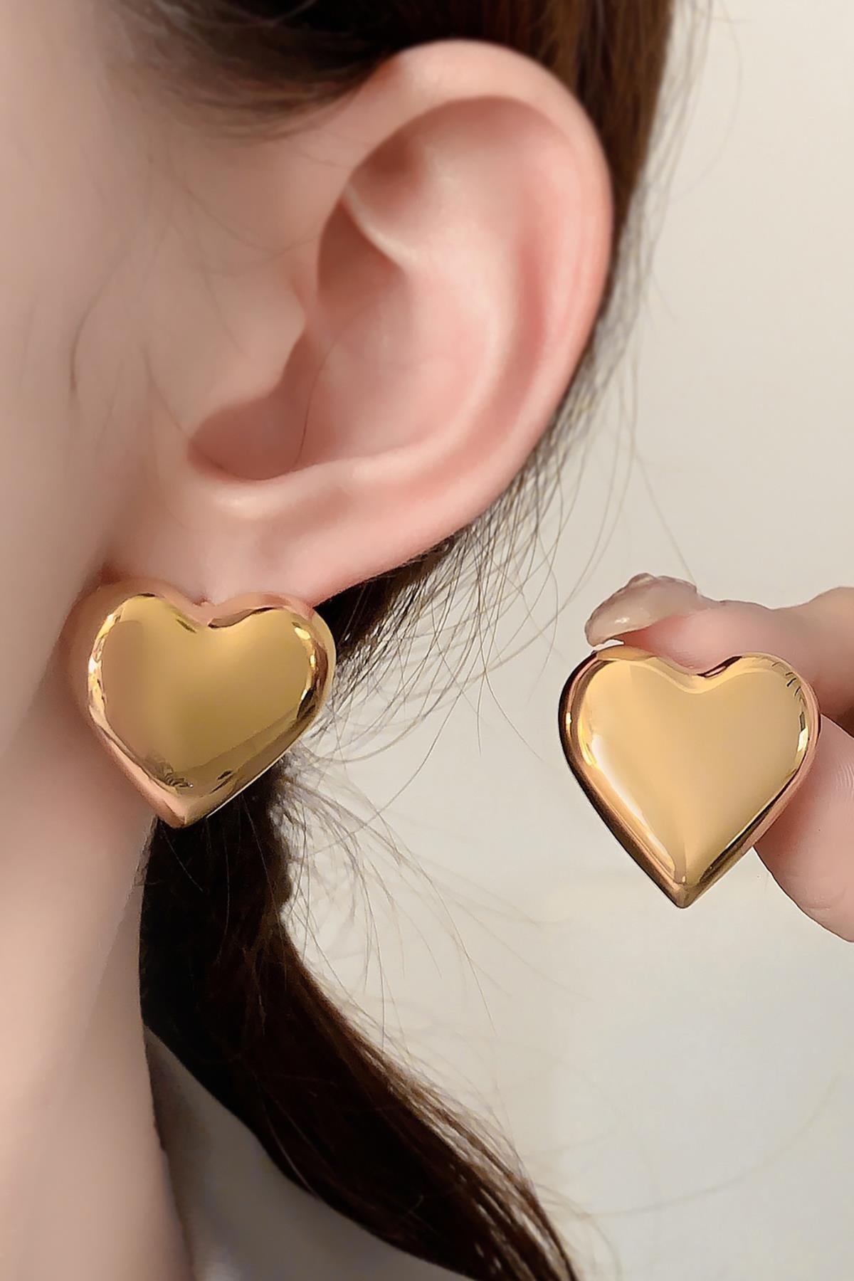 Altın Renk Kalp Figürlü Metal Küpe (Çift)