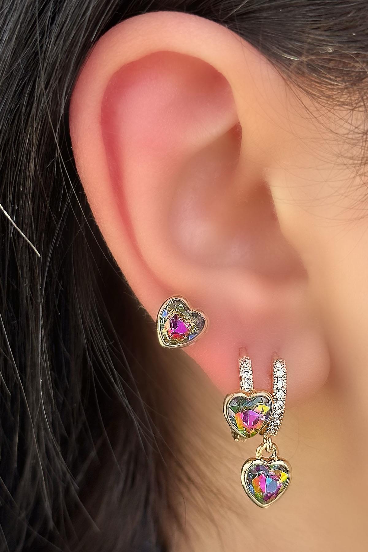 Altın Renk Kalp Figürlü Taş Detaylı 3'lü YSX Küpe Set