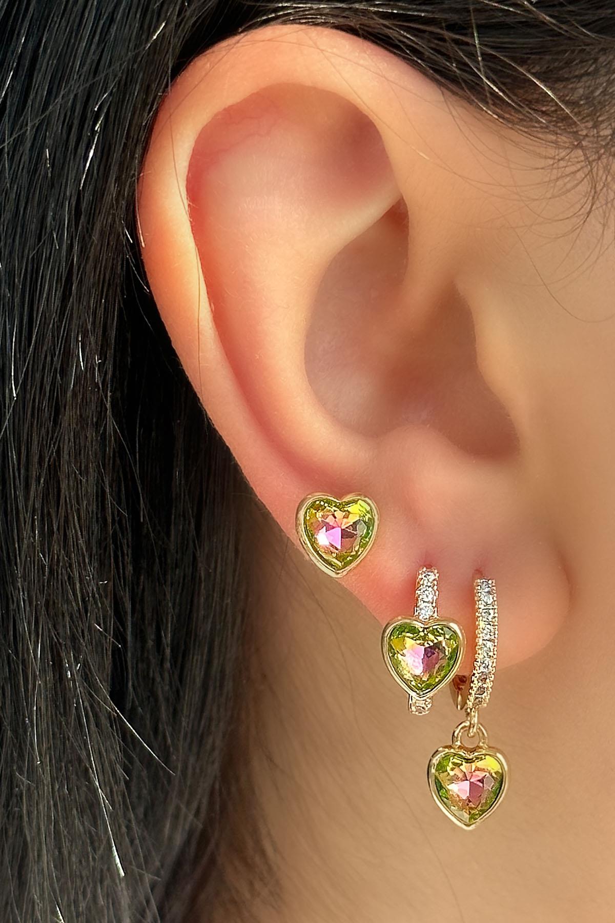 Altın Renk Kalp Figürlü Taş Detaylı 3'lü YSX Küpe Set