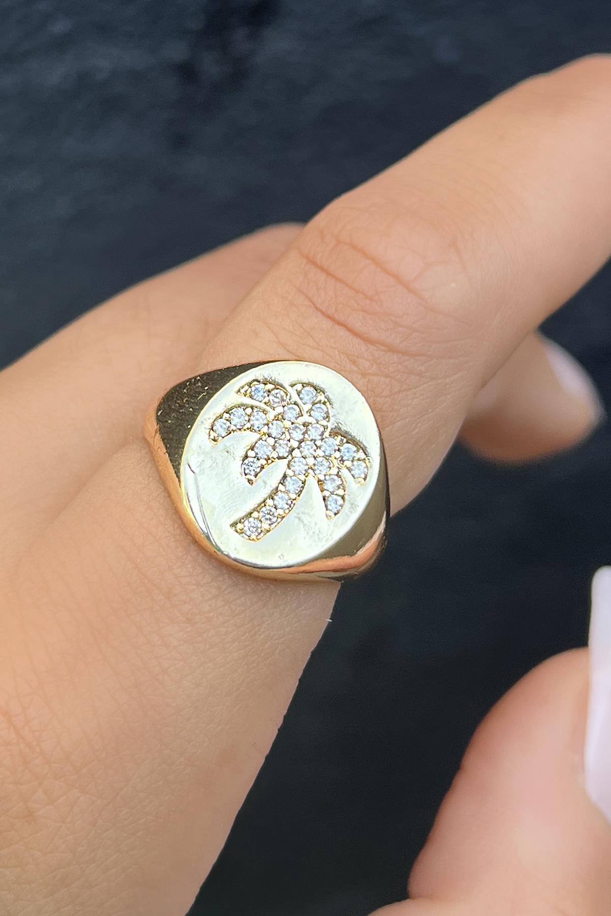 Altın Renk Palmiye Ağaç Figürlü Taş Detaylı Ayarlanabilir Yüzük