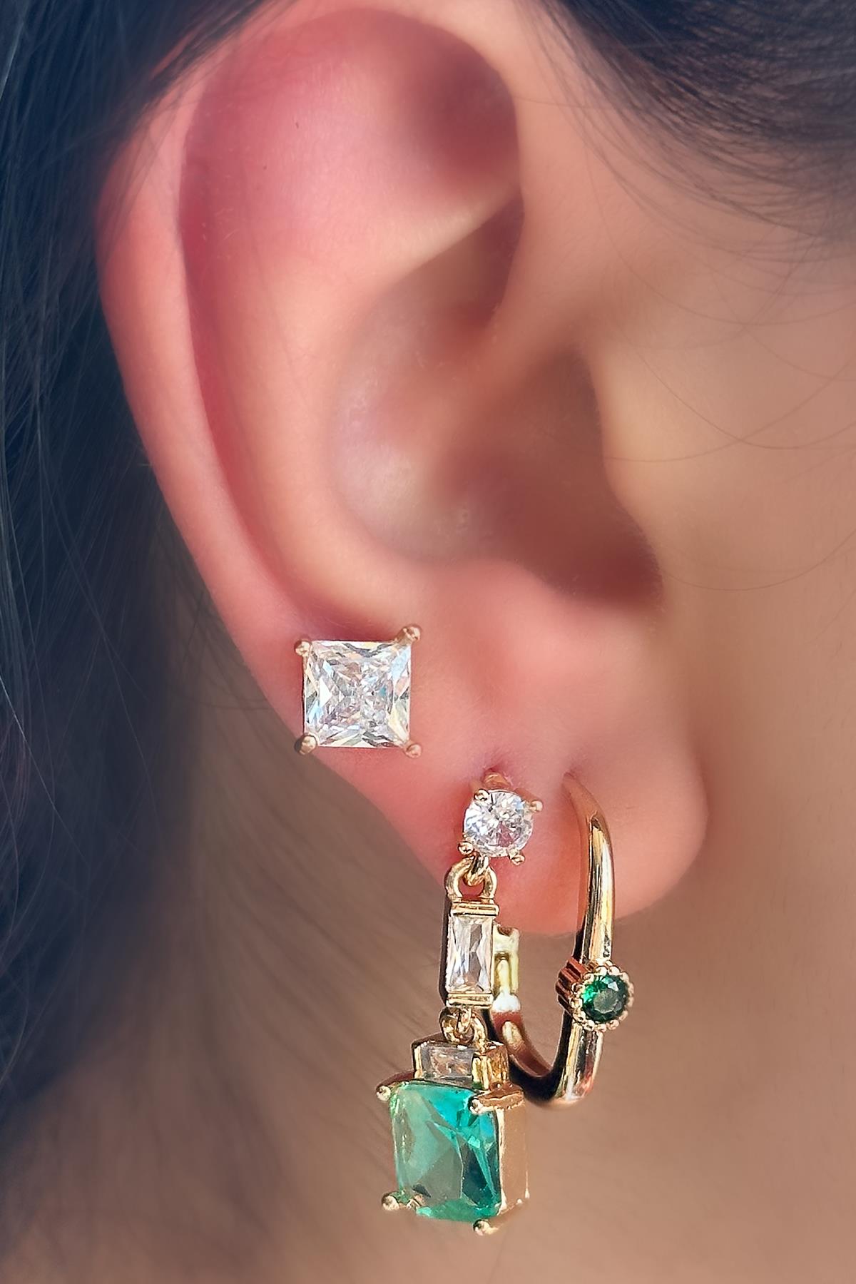 Altın Renk Taş Detaylı 3'lü YSX Küpe Set