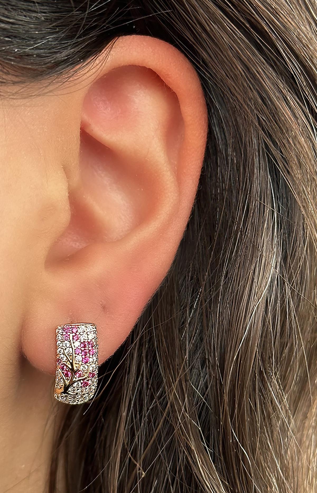 Altın Renk Taş Detaylı Çelik Xuping Küpe (Çift)