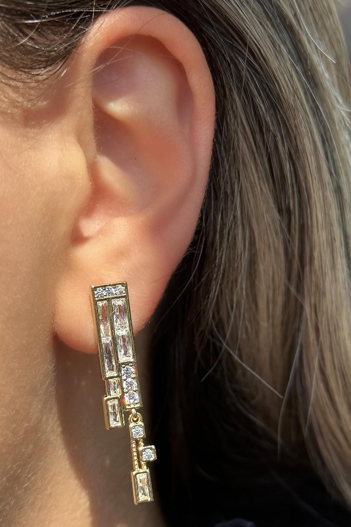 Altın Renk Taş Detaylı Çelik Xuping Küpe (Çift)