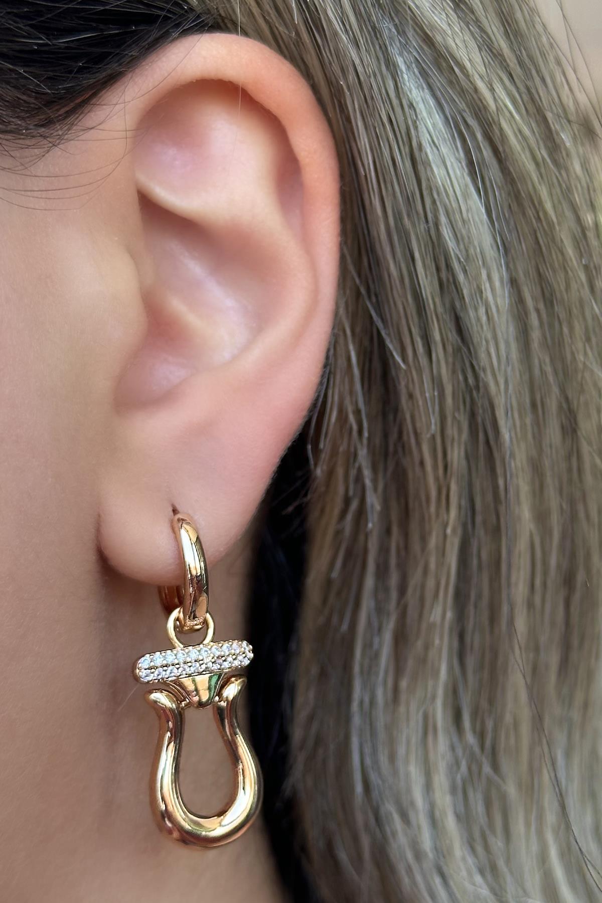 Altın Renk Taş Detaylı Çelik Xuping Küpe (Çift)