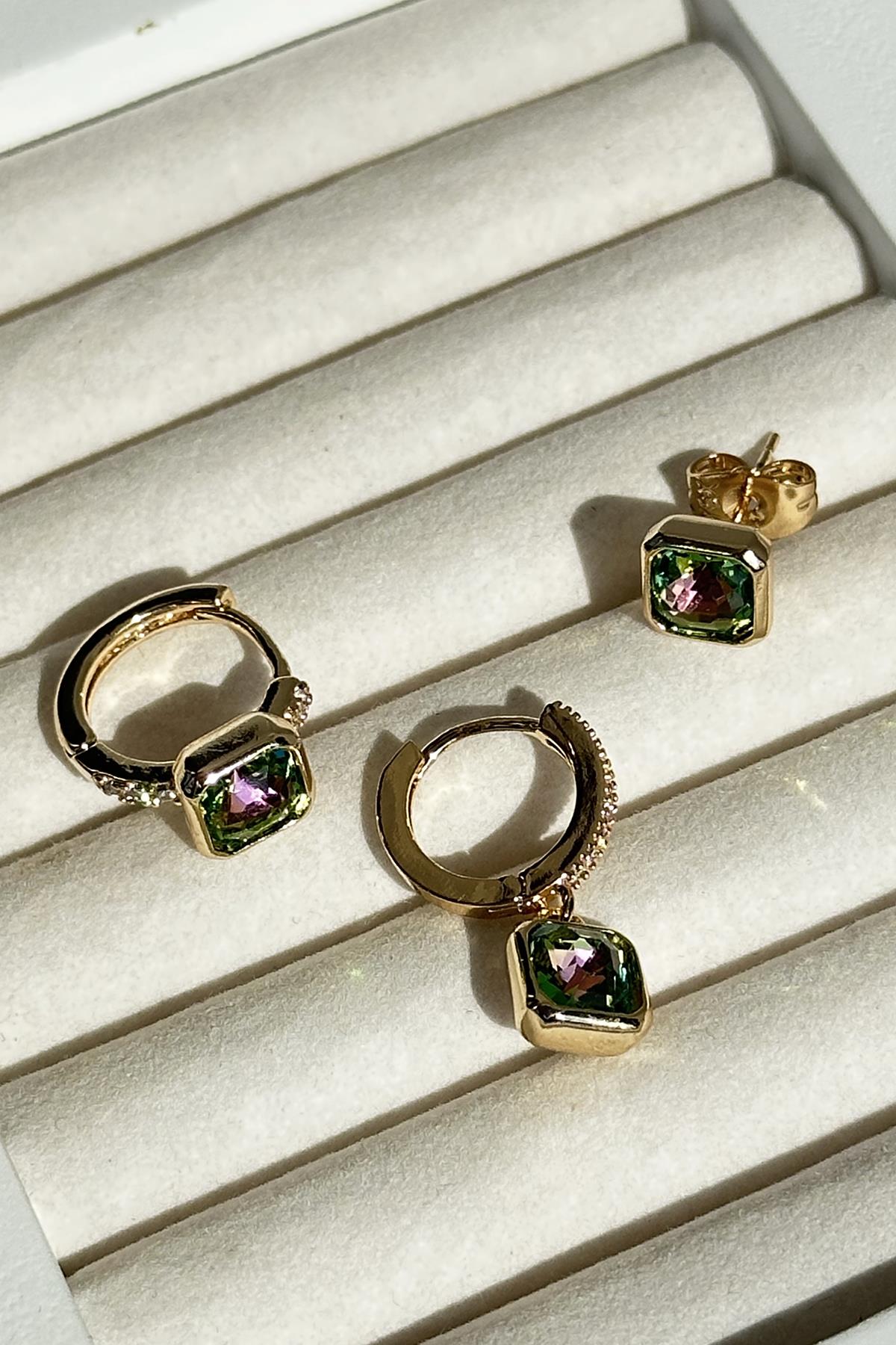 Altın Renk Taş Detaylı VİP 3'lü YSX Küpe Set