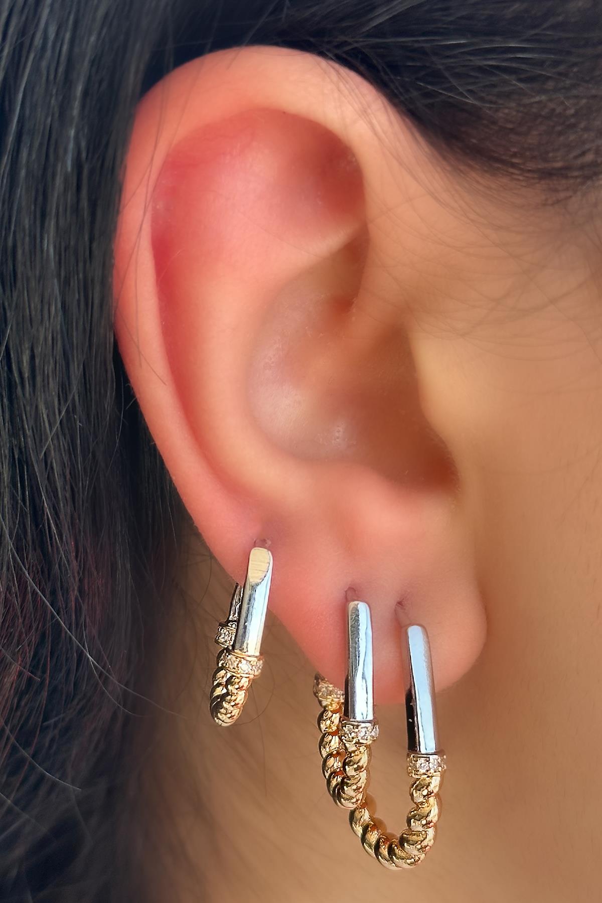 Altın Ve Gümüş Renk Burgu Detaylı 3'lü YSX Küpe Set