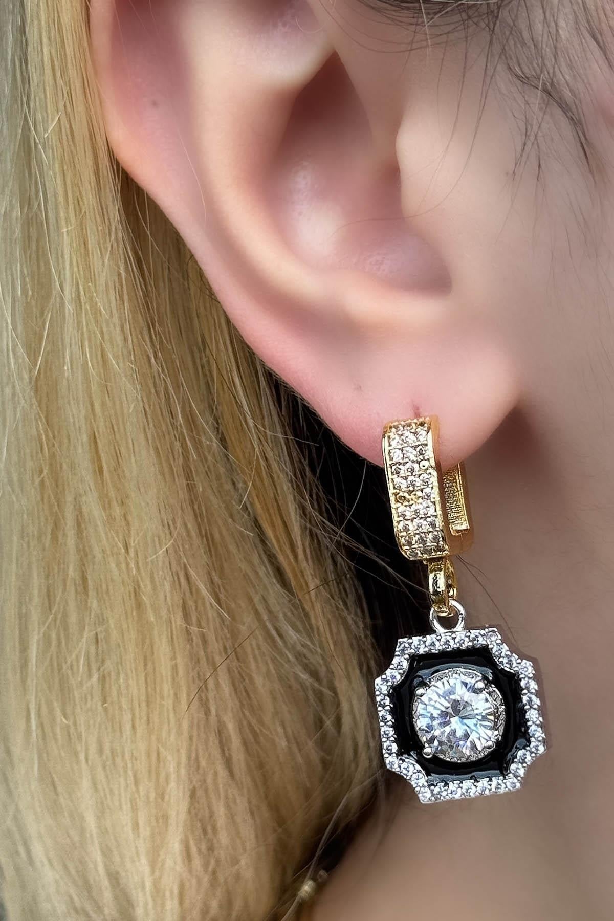 Altın Ve Gümüş Renk Taş Detaylı Küpe (Çift)