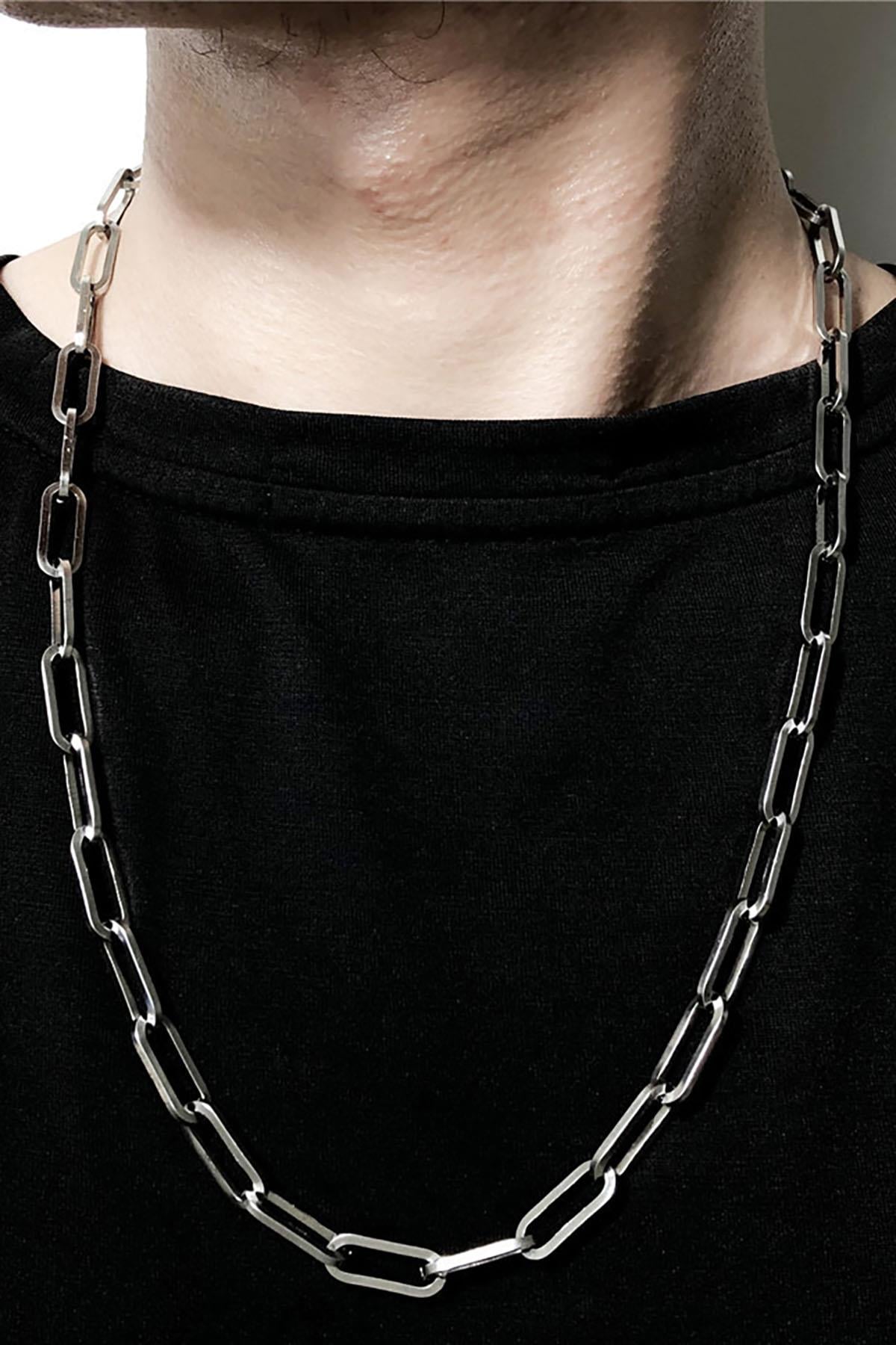 Gümüş Renk Zincir Detaylı Unisex Çelik Kolye