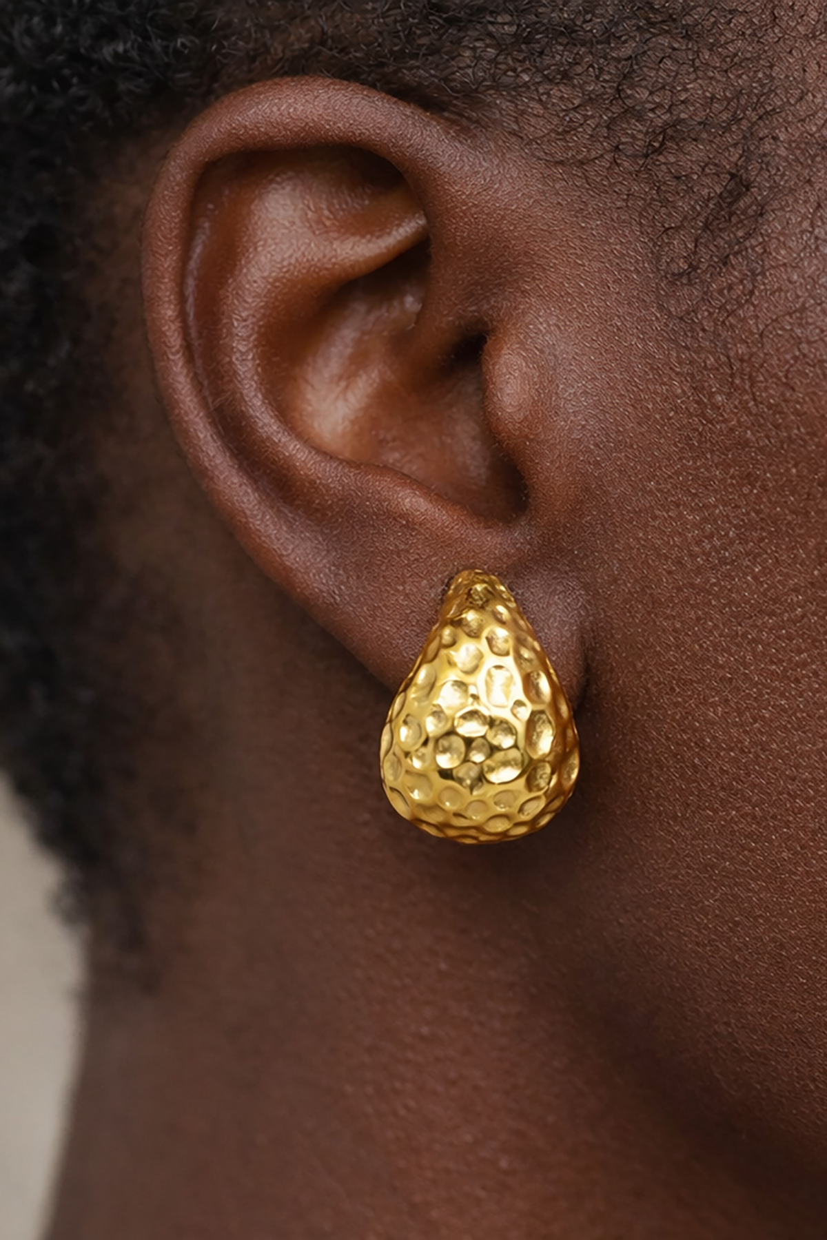 Altın Renk Çelik Küpe (Çift)