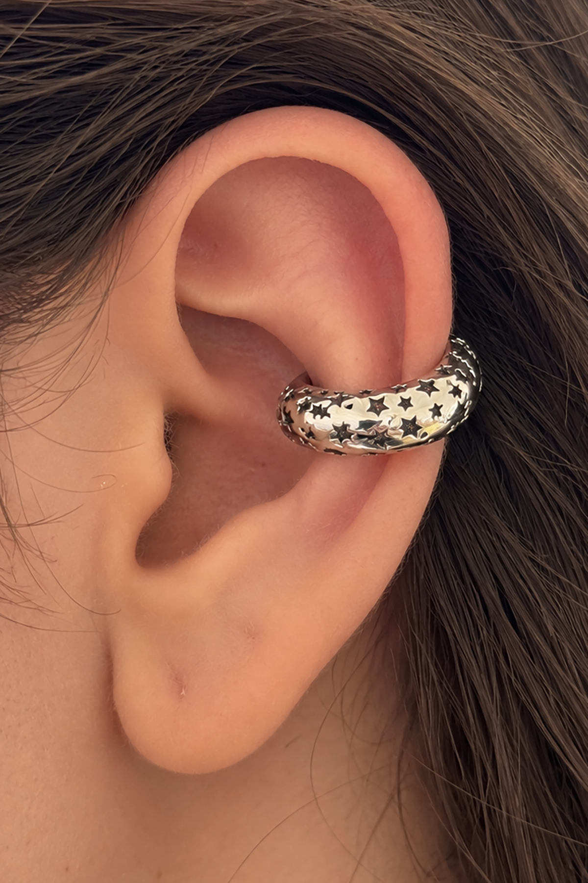 Gümüş Renk Yıldız Detaylı TX Ear Cuff (Tek)