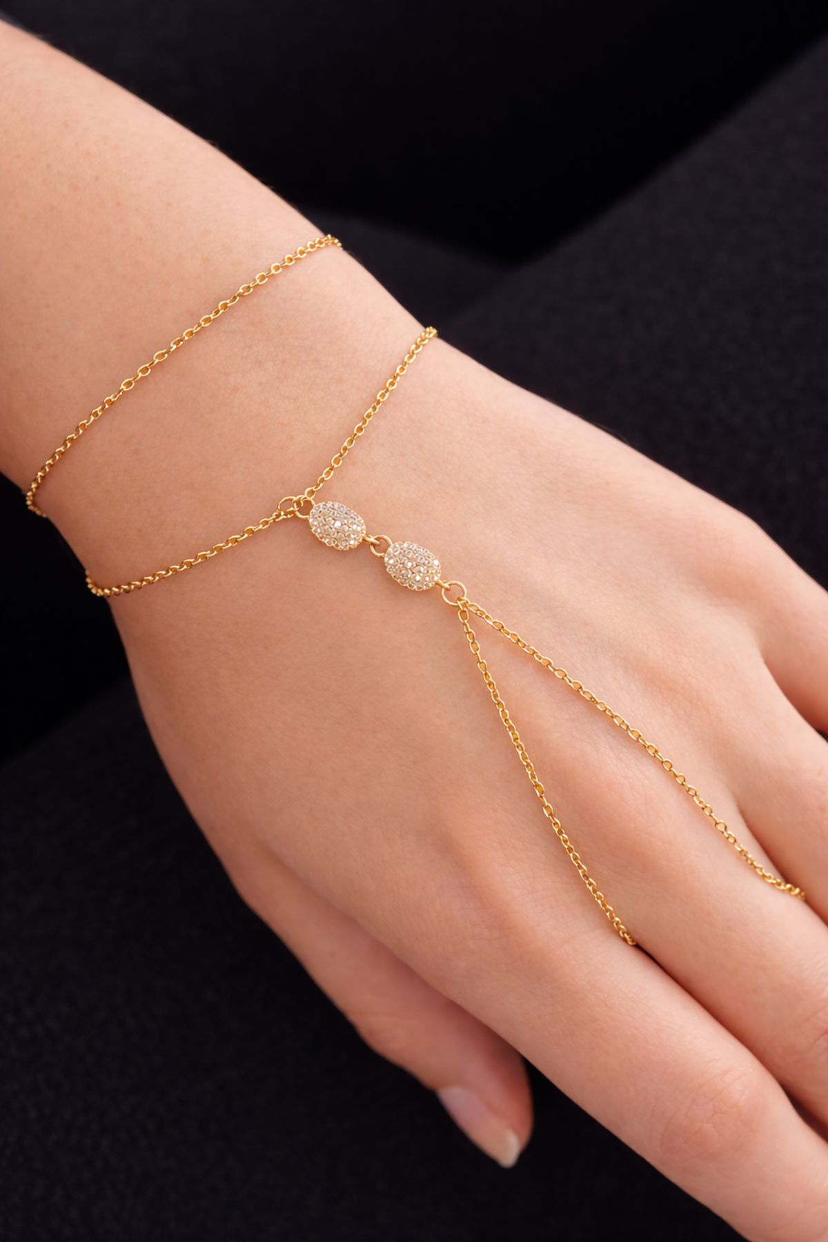 Altın Renk Taş Detaylı Çelik Şahmeran