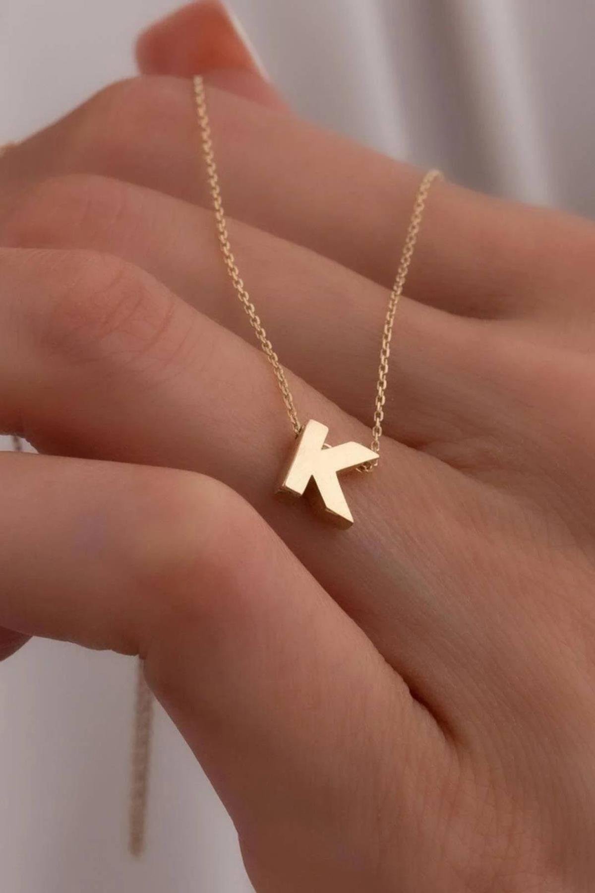 Altın Renk K Harf Çelik Kolye